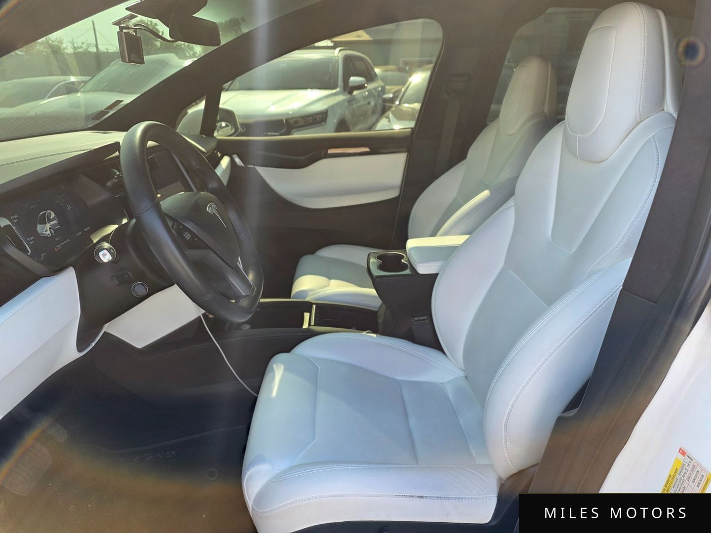 Tesla Model X 2019 — миниатюра 5