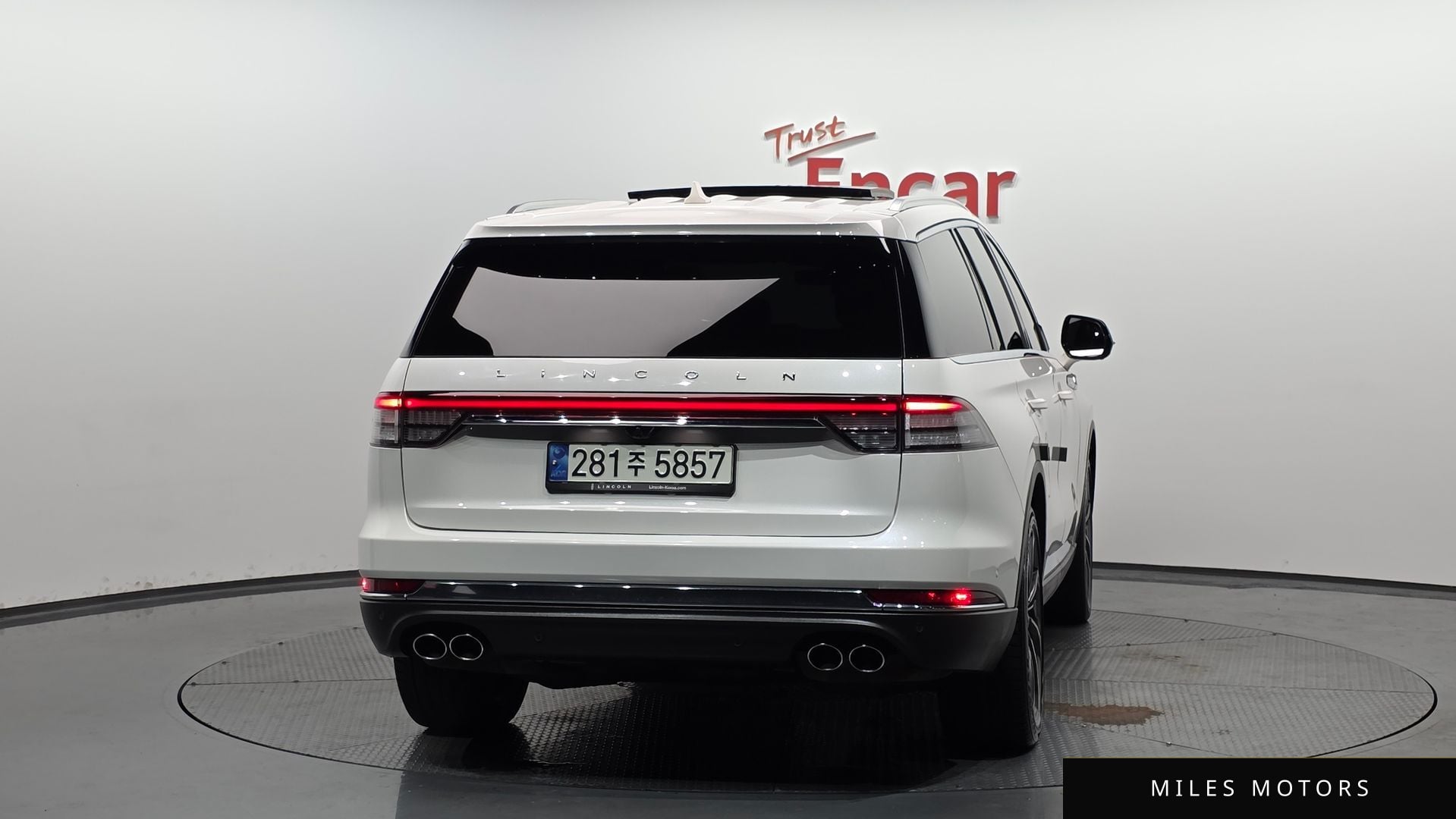 Lincoln Aviator 2021 — миниатюра 3