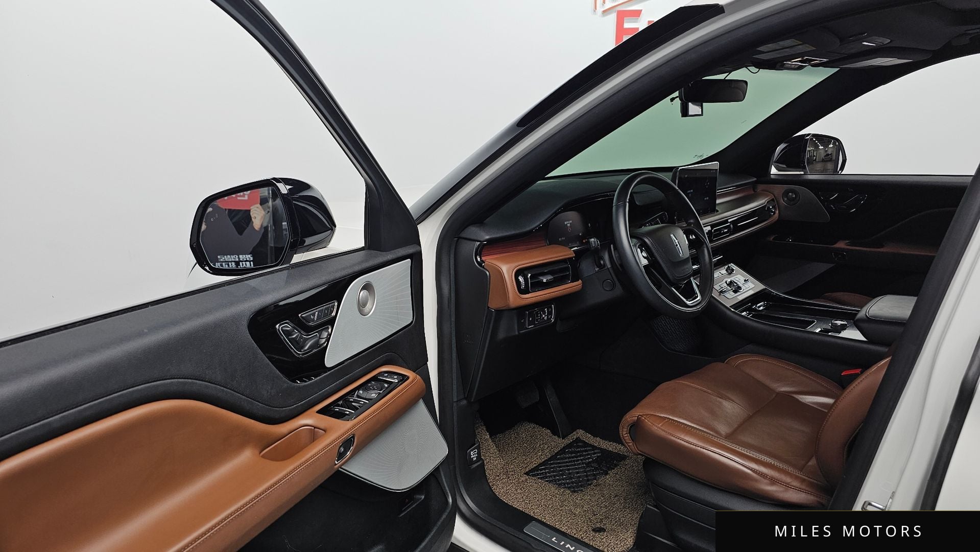 Lincoln Aviator 2021 — миниатюра 12