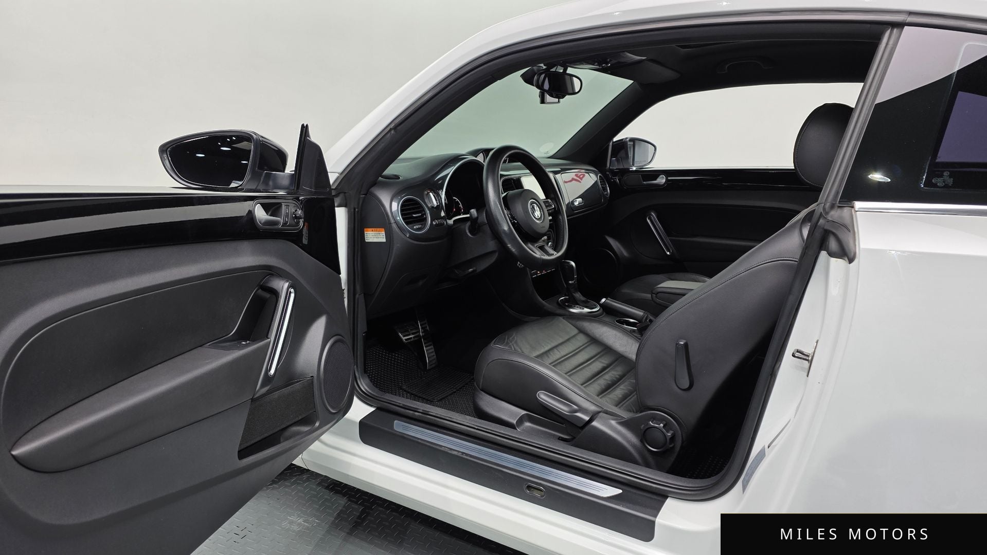 Volkswagen Beetle 2014 — миниатюра 10