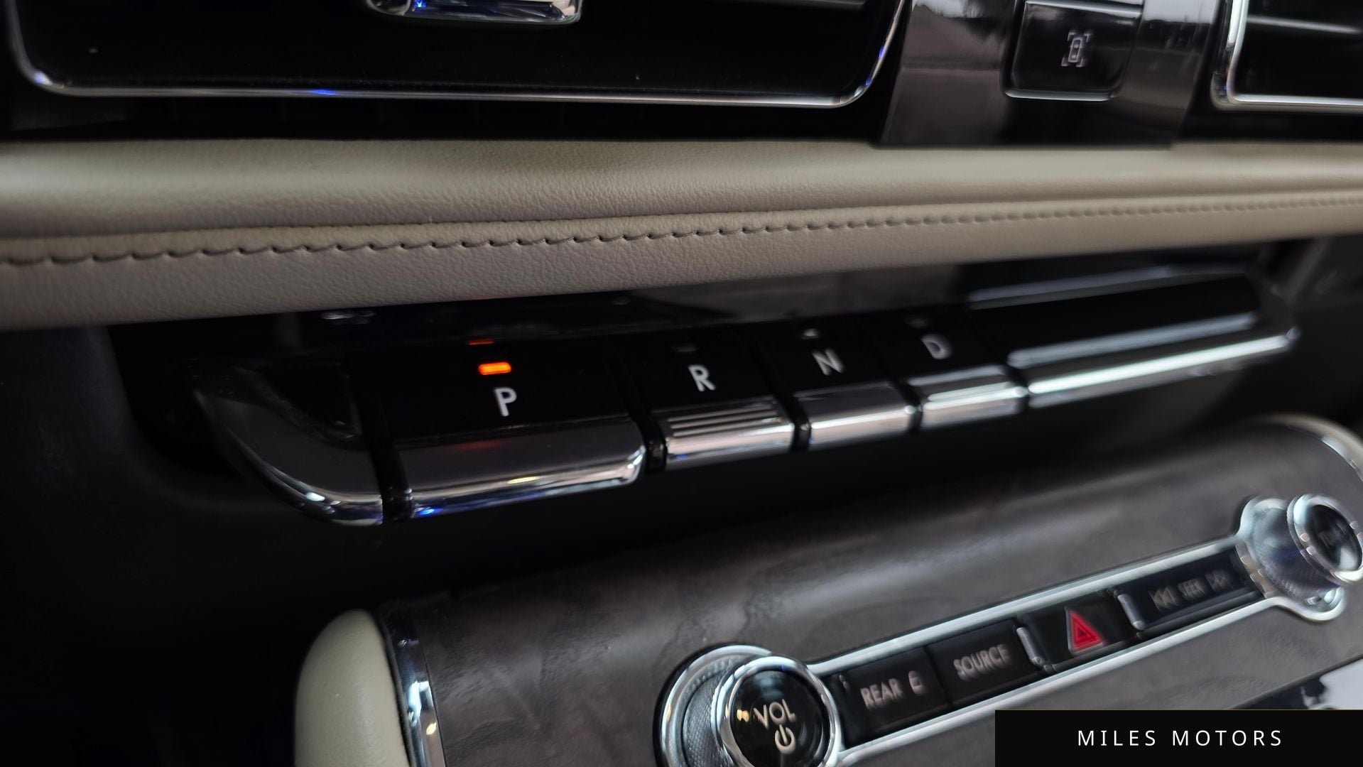 Lincoln Aviator 2021 — миниатюра 11