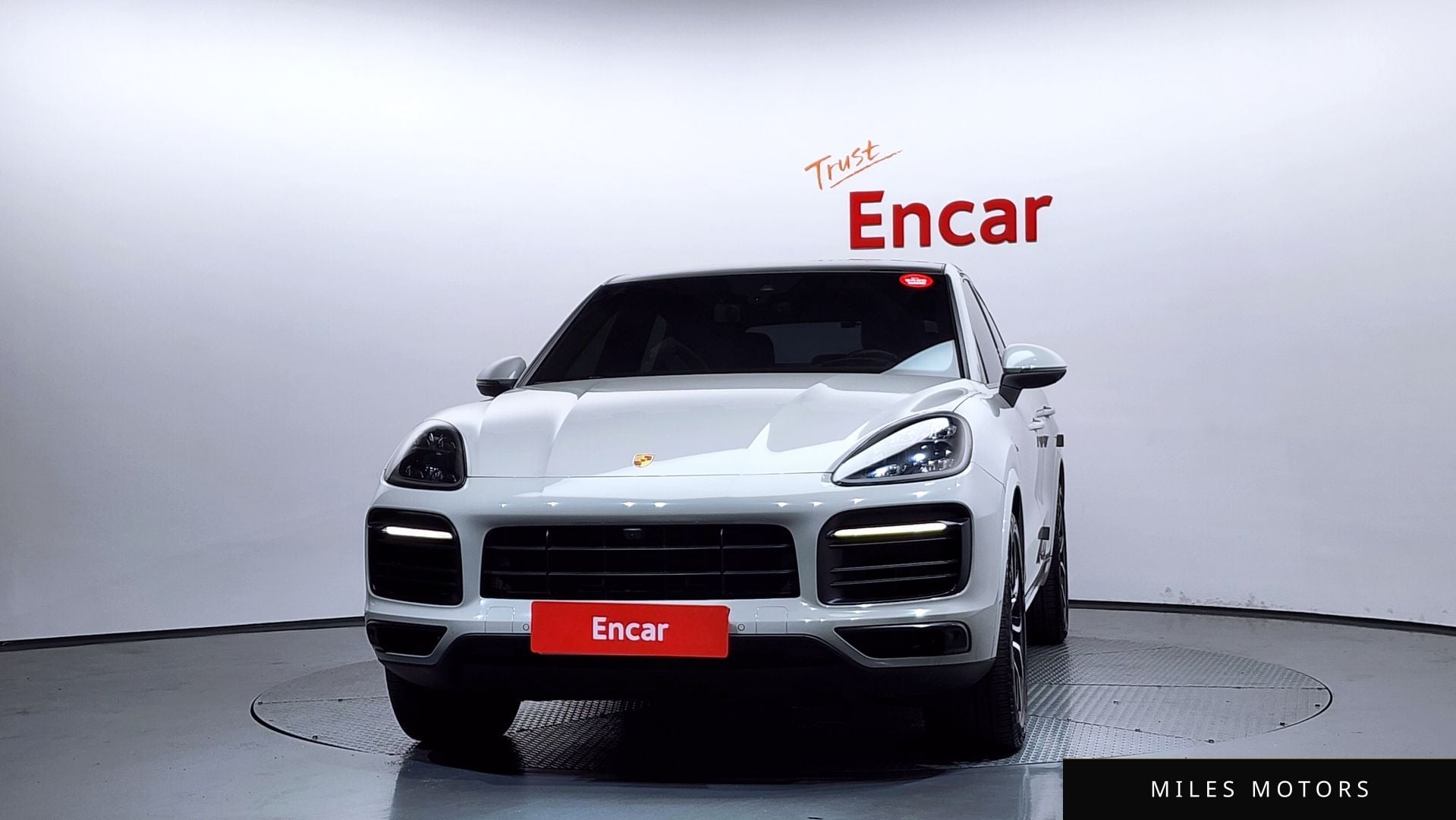 Porsche Cayenne 2021 — миниатюра 3