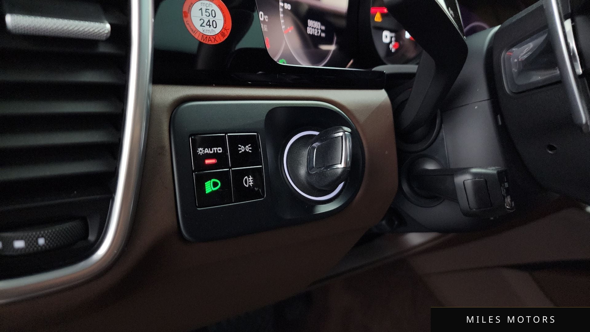 Porsche Cayenne 2021 — миниатюра 28