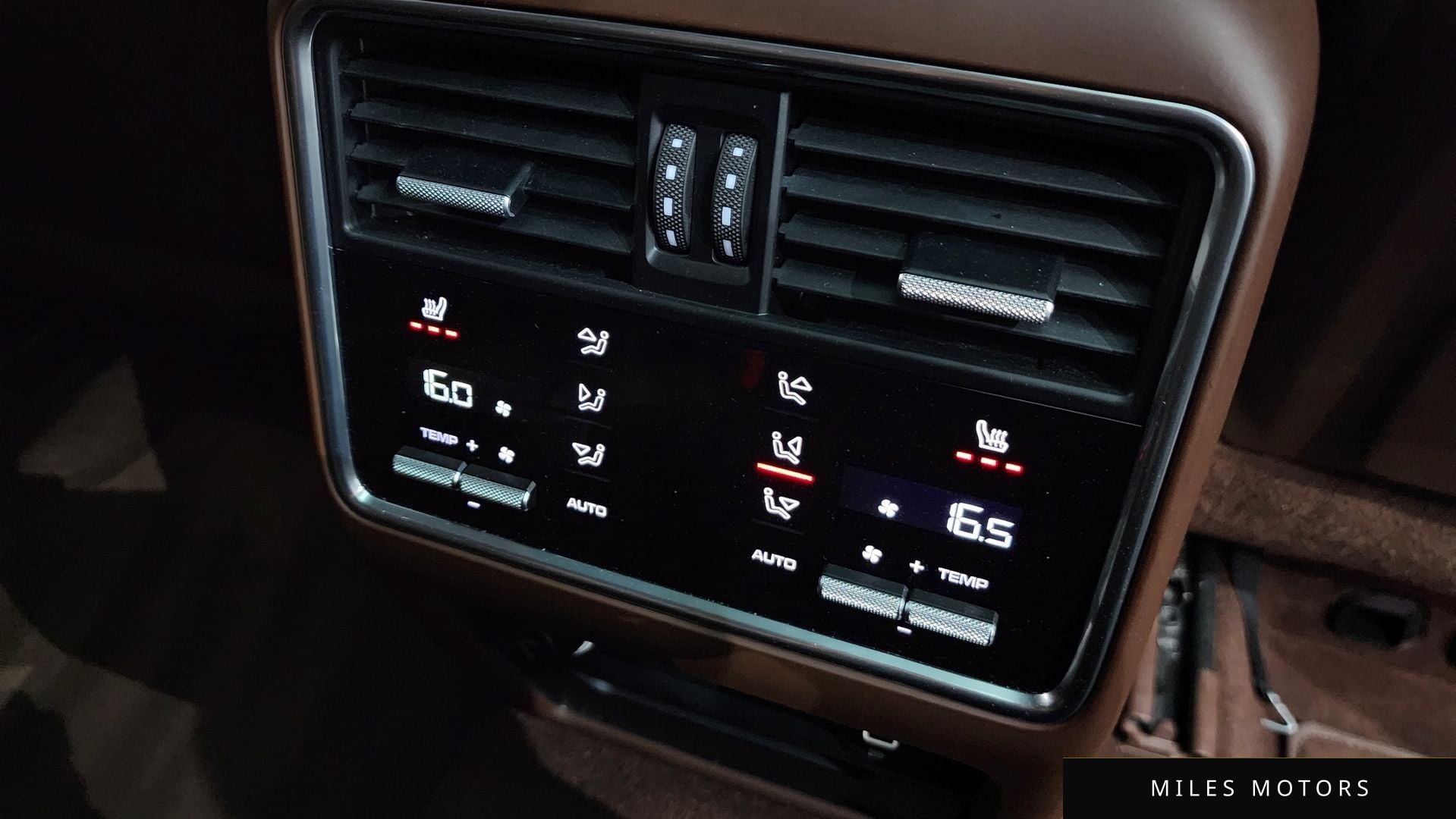 Porsche Cayenne 2021 — миниатюра 34