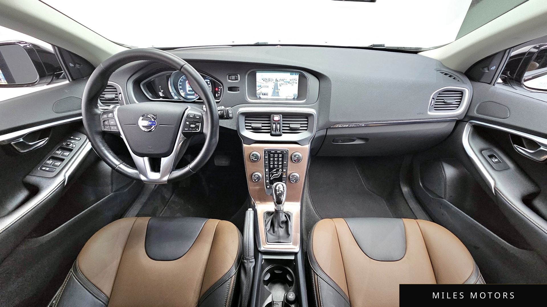 Volvo V40 2015 — миниатюра 7