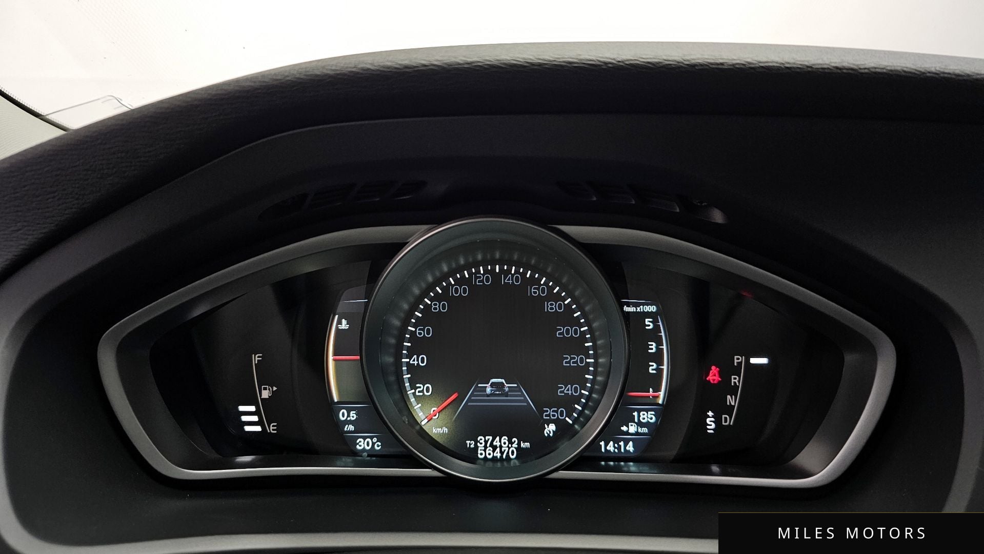 Volvo V40 2015 — миниатюра 8
