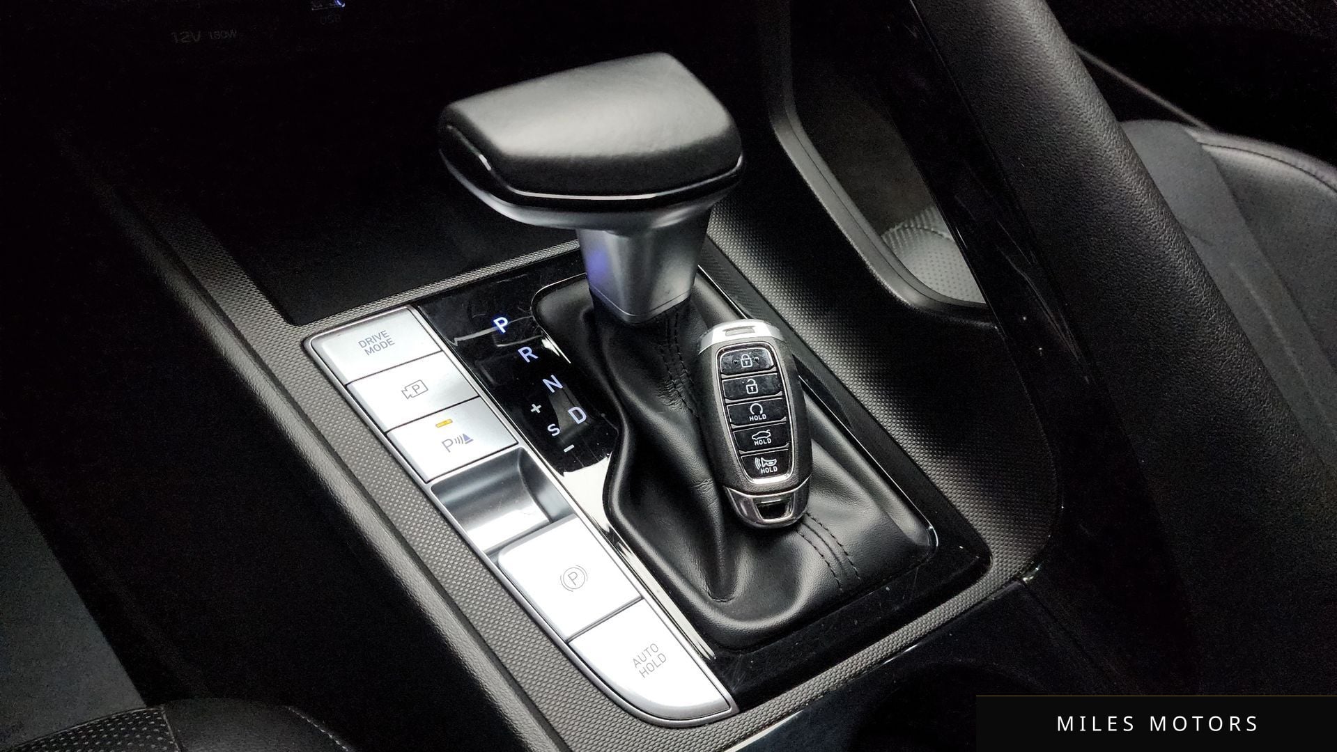 Hyundai AVANTE 2021 — миниатюра 12