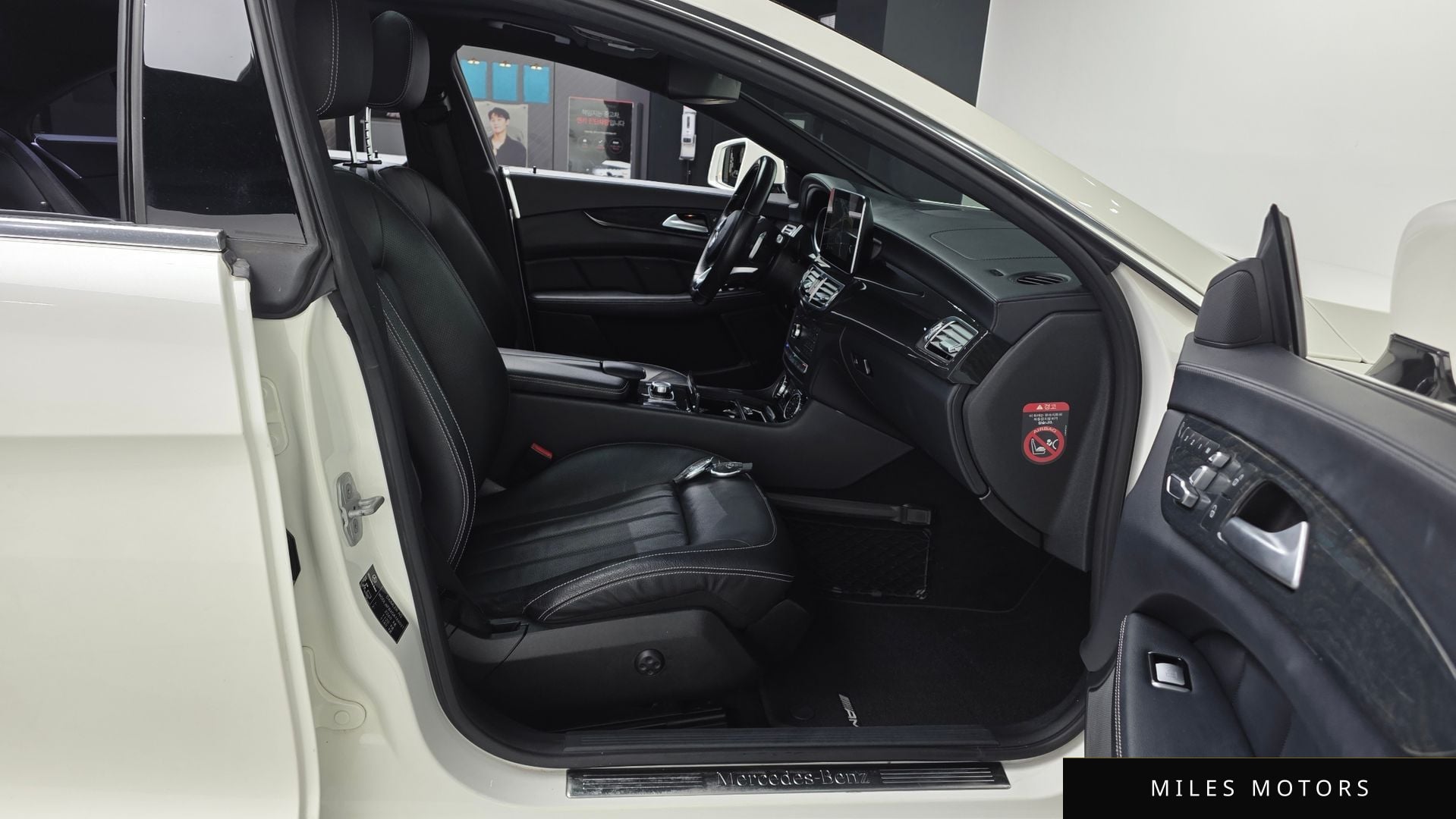 Mercedes-Benz CLS-Class W218 2016 — миниатюра 11