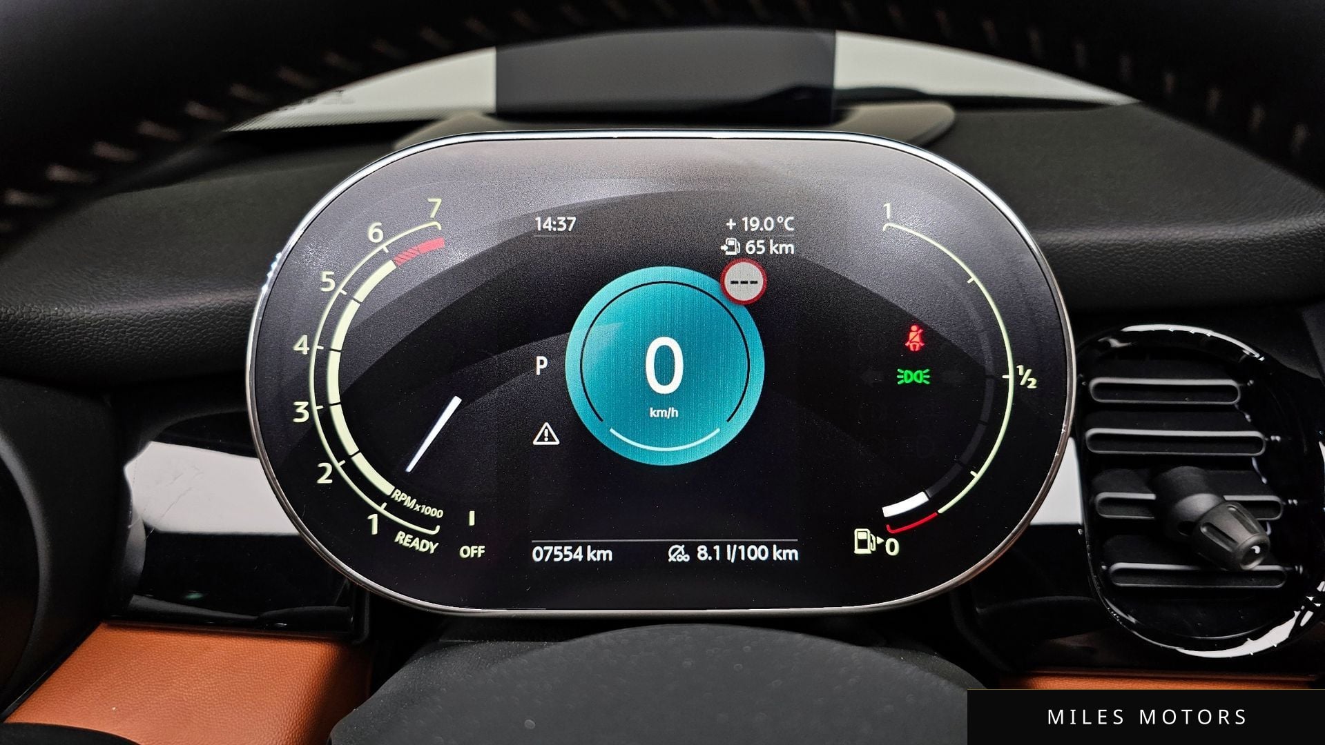 MINI Cooper Convertible 2024 — миниатюра 11