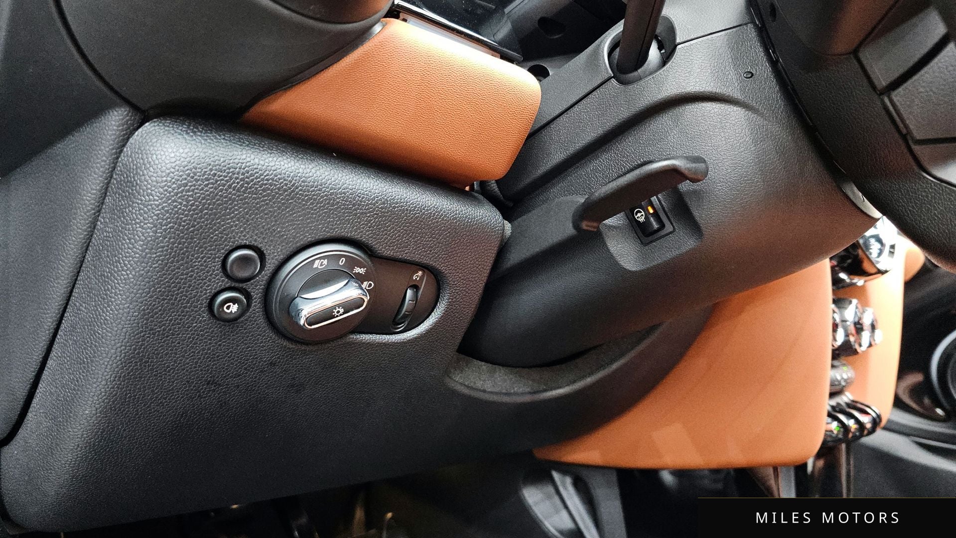 MINI Cooper Convertible 2024 — миниатюра 21