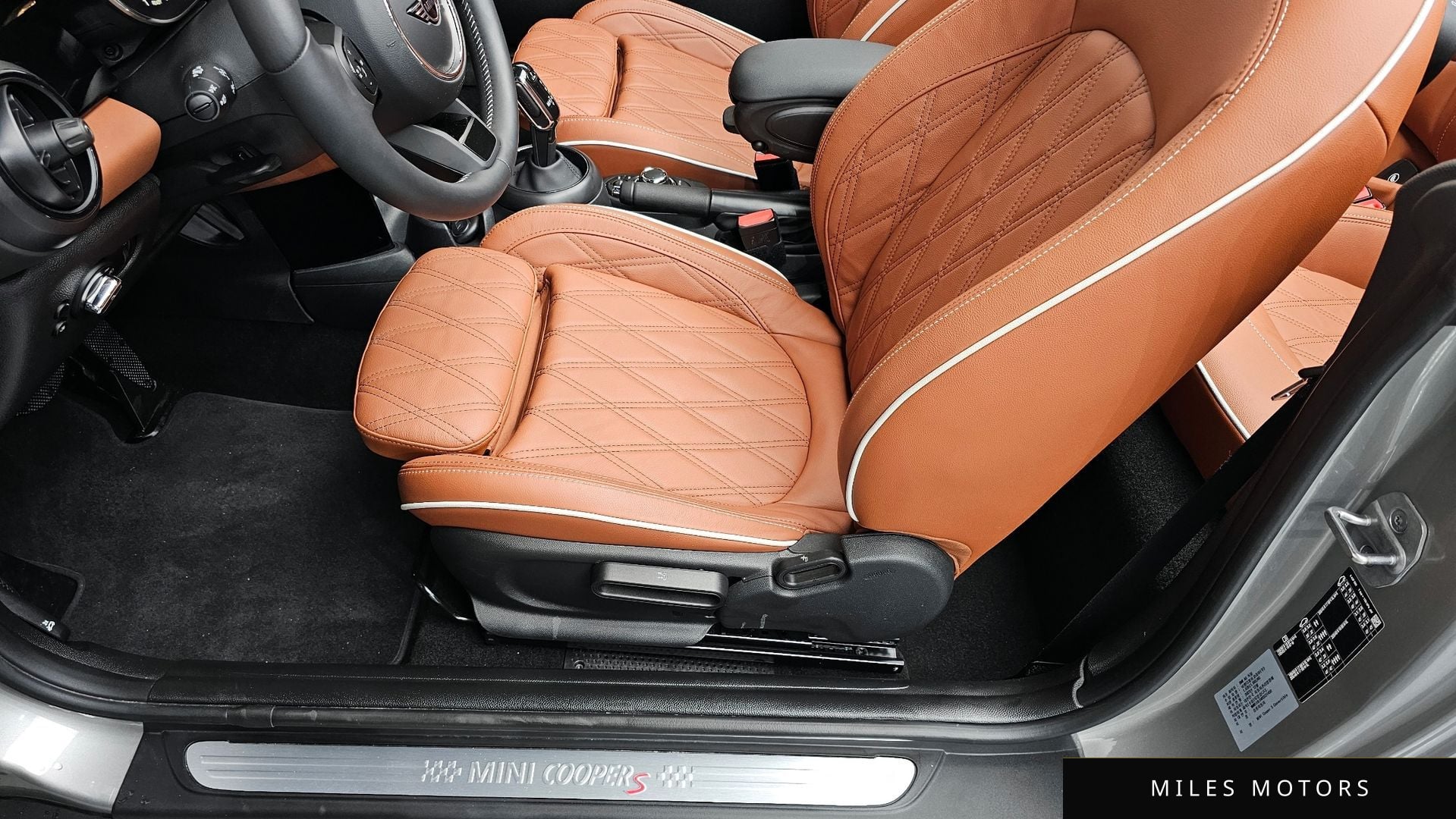 MINI Cooper Convertible 2024 — миниатюра 27