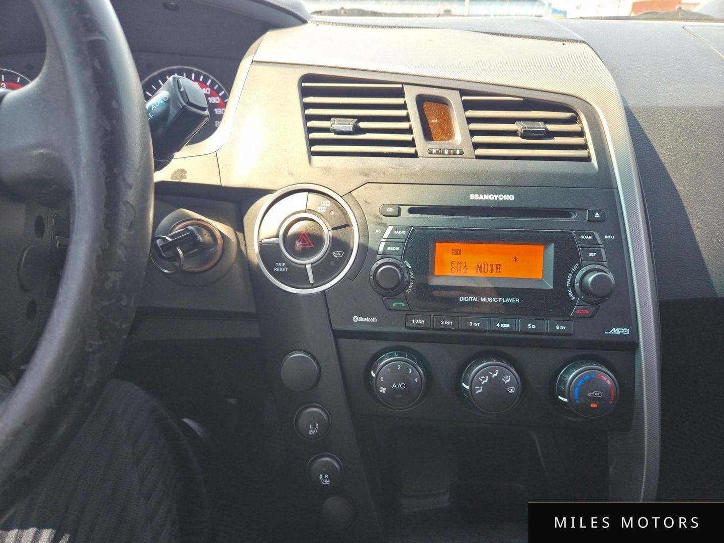 KG Mobility KORANDO 2014 — миниатюра 9