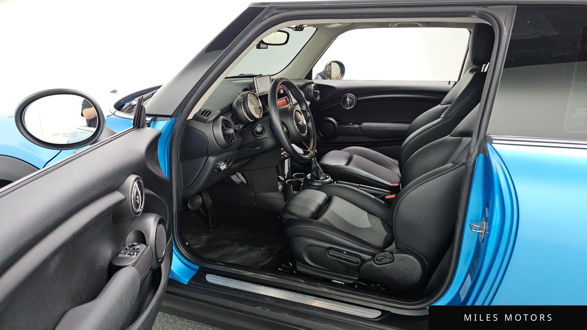 MINI Cooper 2017 — миниатюра 10