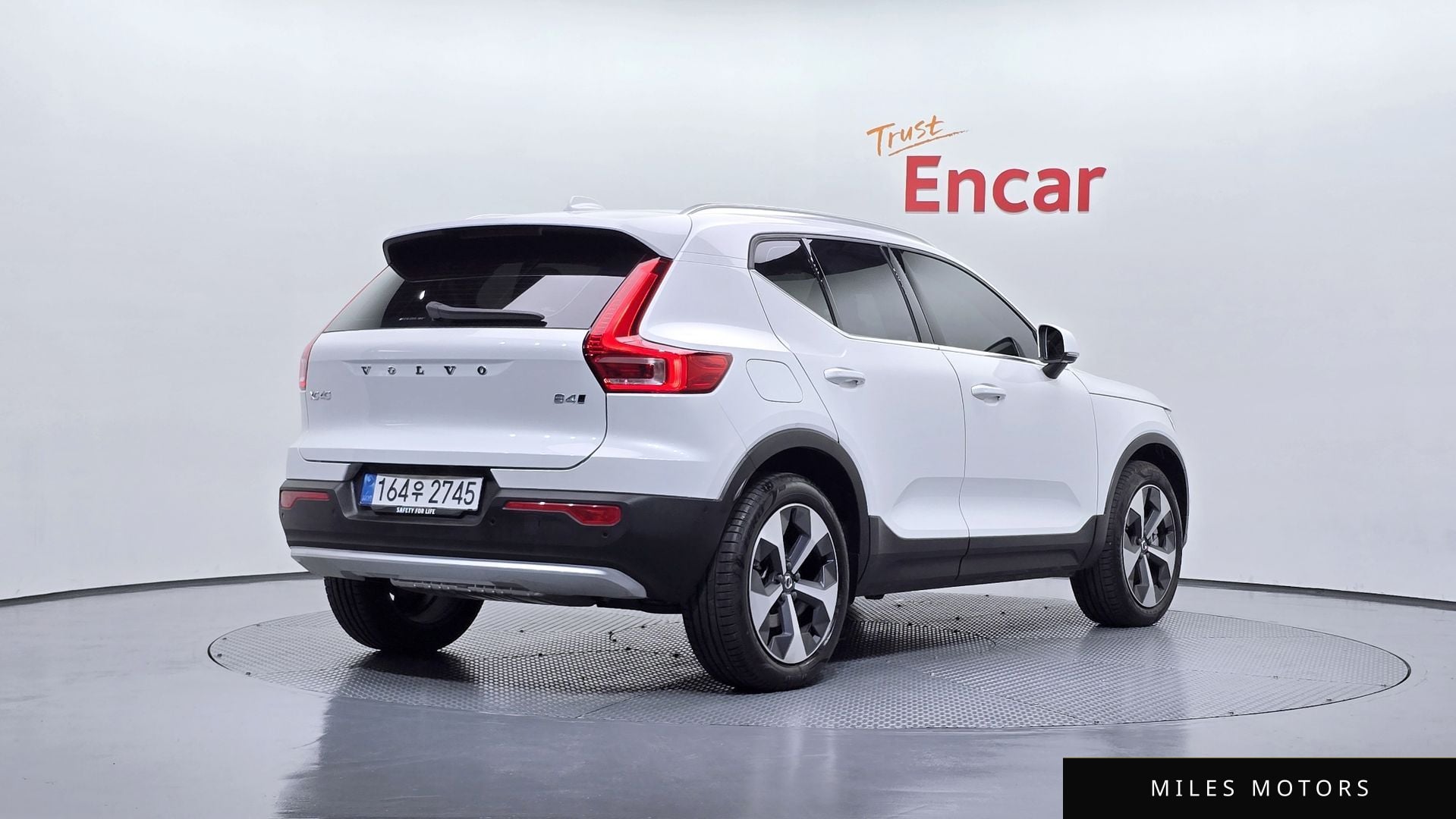 Volvo XC40 2025 — миниатюра 2