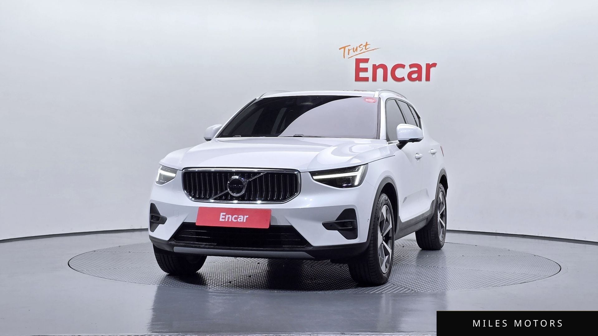 Volvo XC40 2025 — миниатюра 3