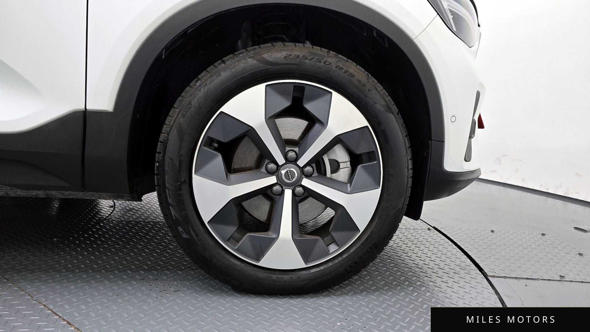 Volvo XC40 2025 — миниатюра 7