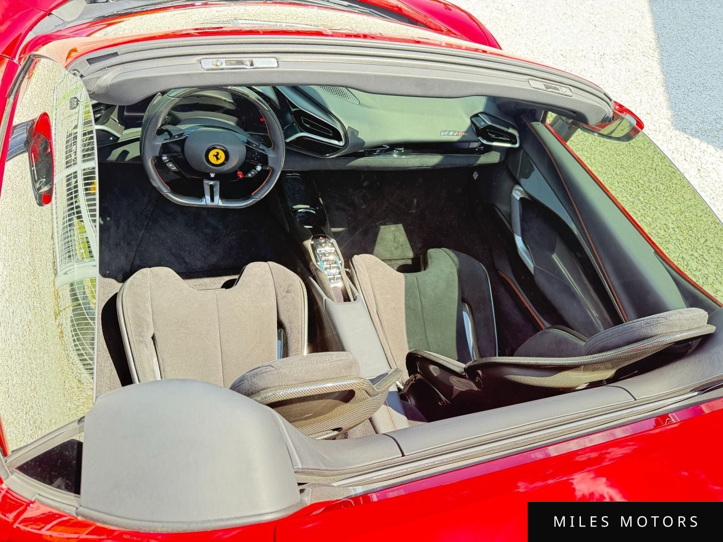 Ferrari 296 GTS 2024 — миниатюра 12