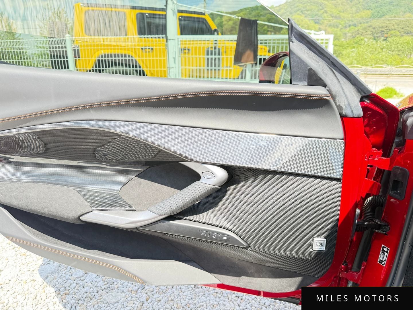 Ferrari 296 GTS 2024 — миниатюра 13