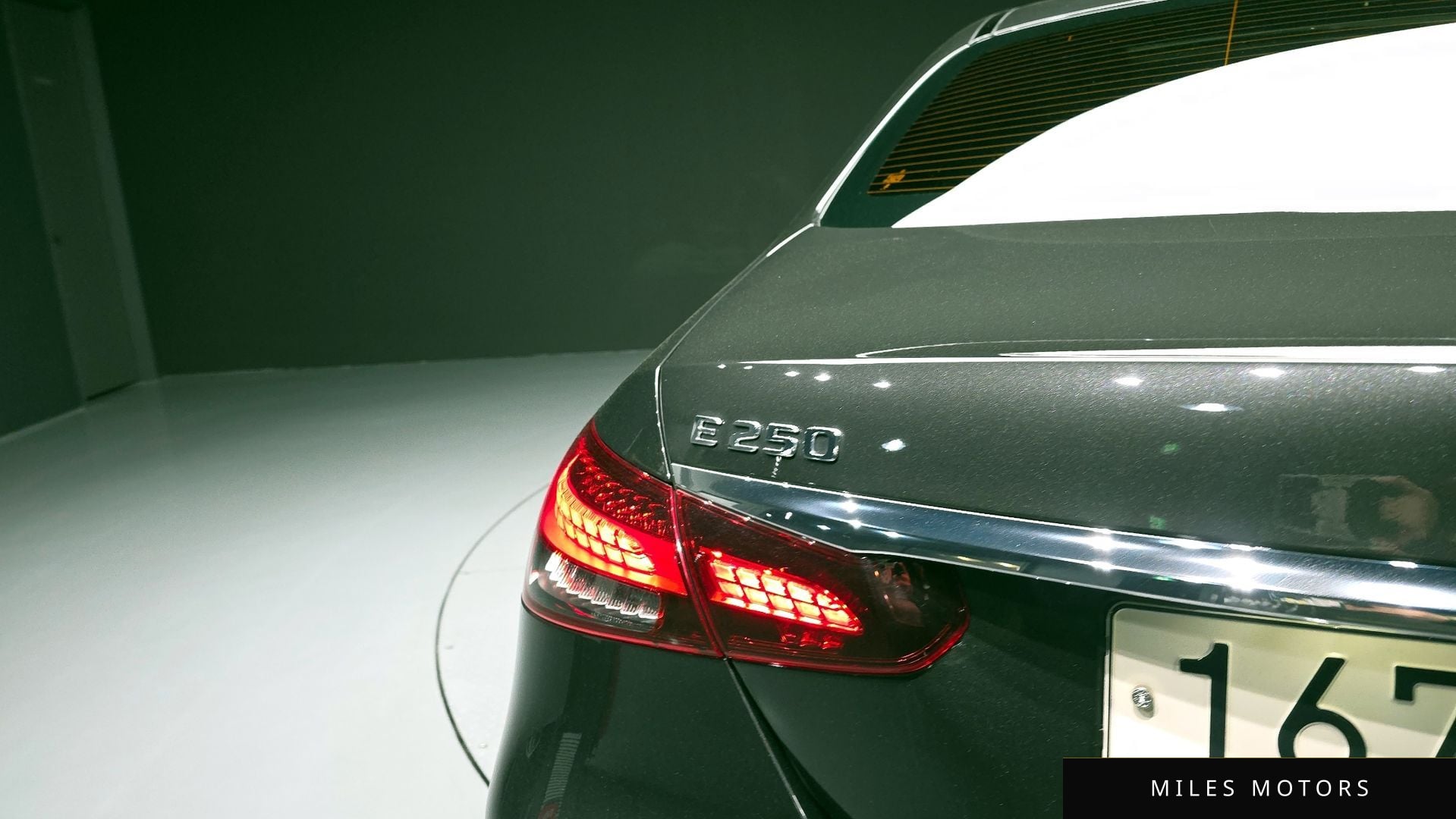 Mercedes-Benz E-Class W213 2023 — миниатюра 9