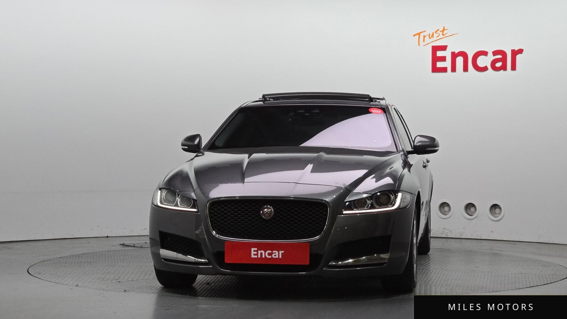 Jaguar XF (X260) 2016 — миниатюра 3
