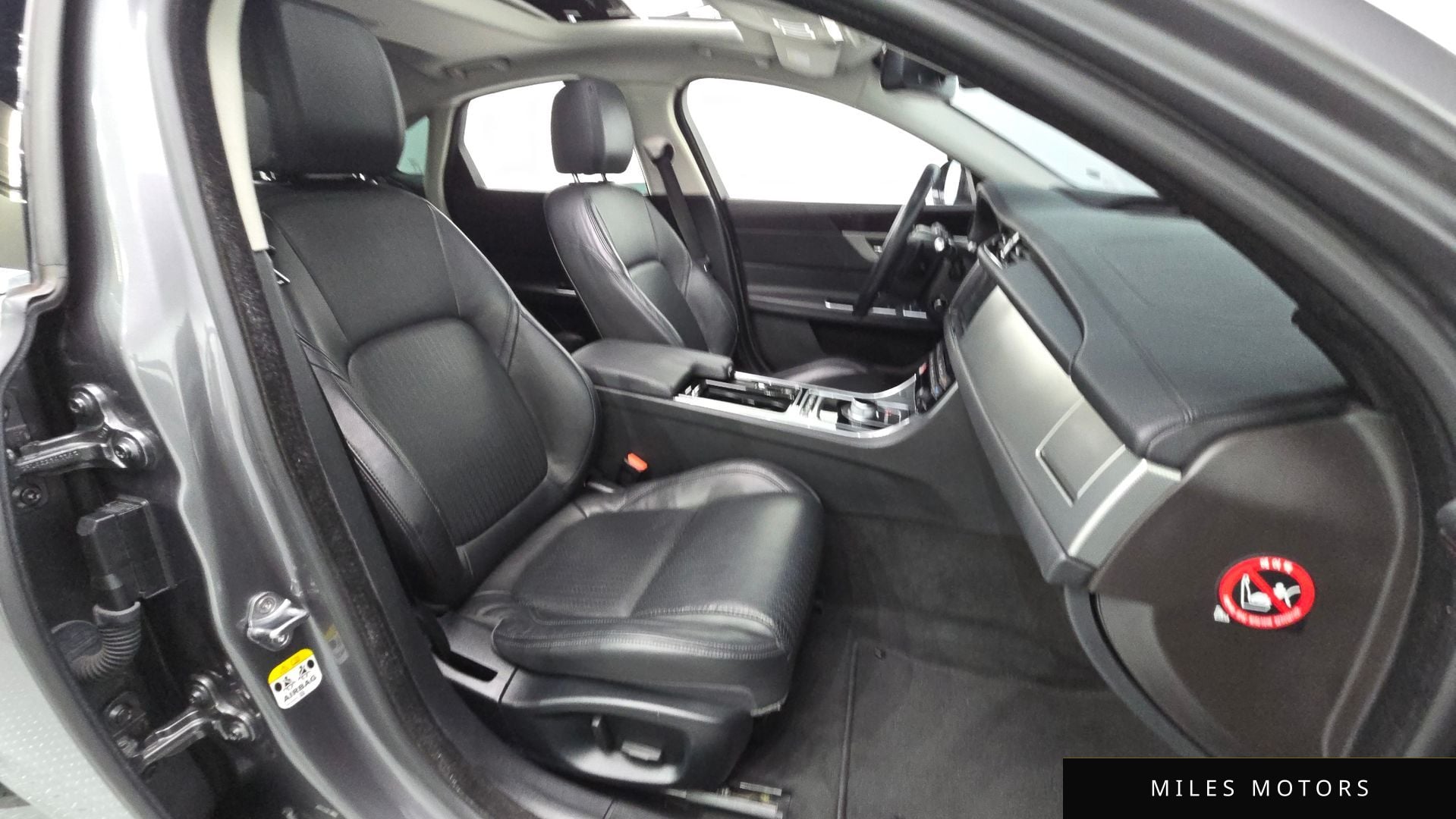 Jaguar XF (X260) 2016 — миниатюра 11
