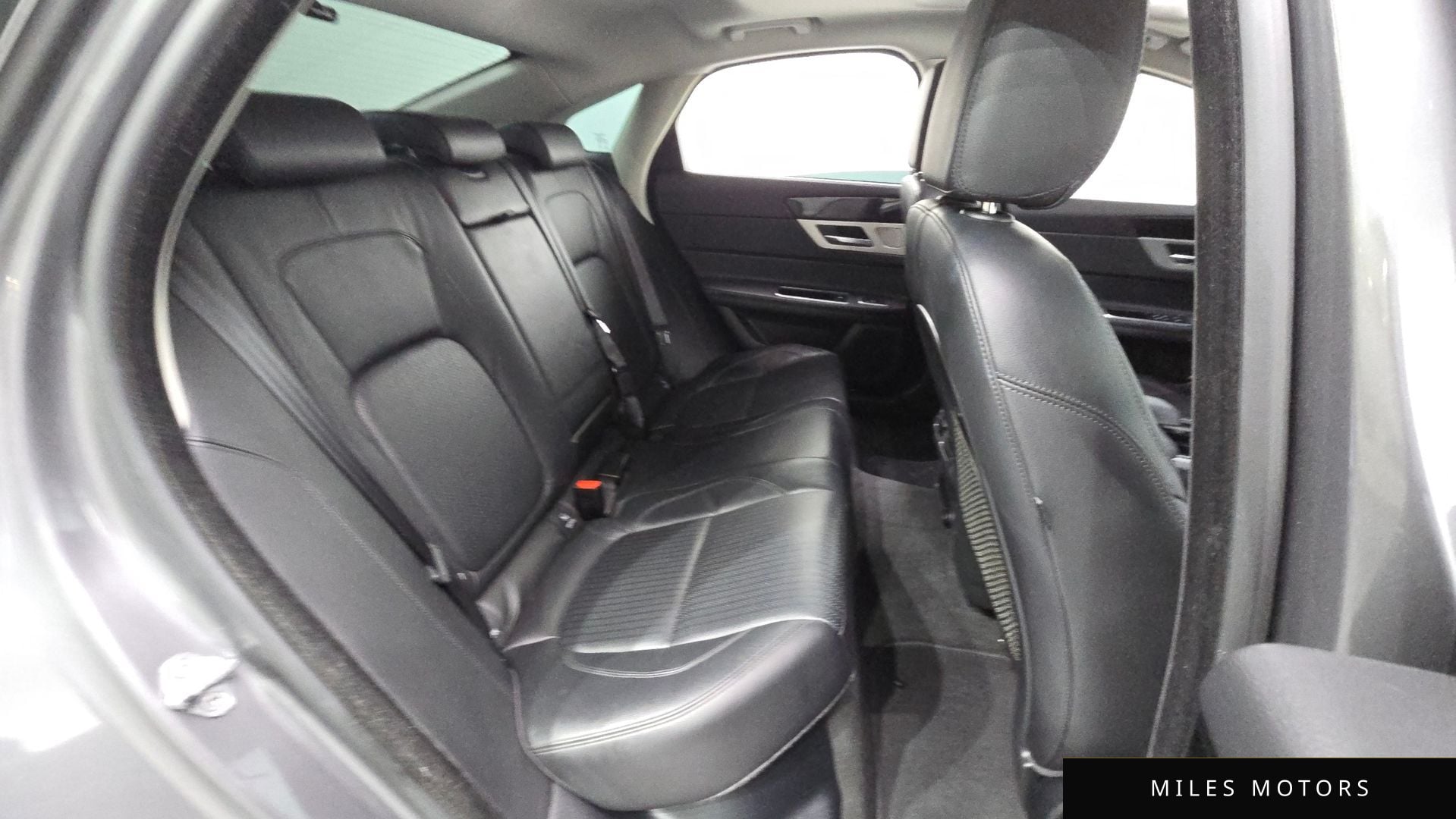 Jaguar XF (X260) 2016 — миниатюра 12