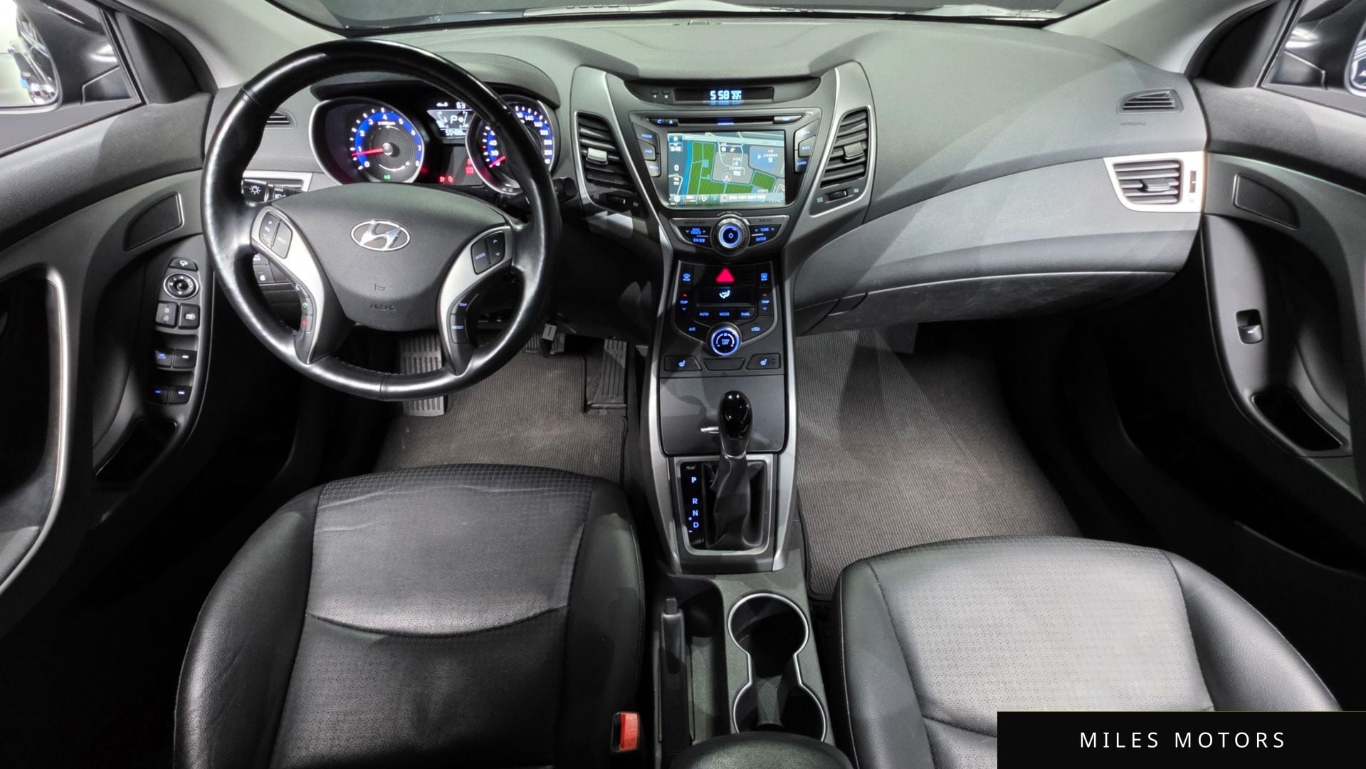 Hyundai AVANTE 2014 — миниатюра 10
