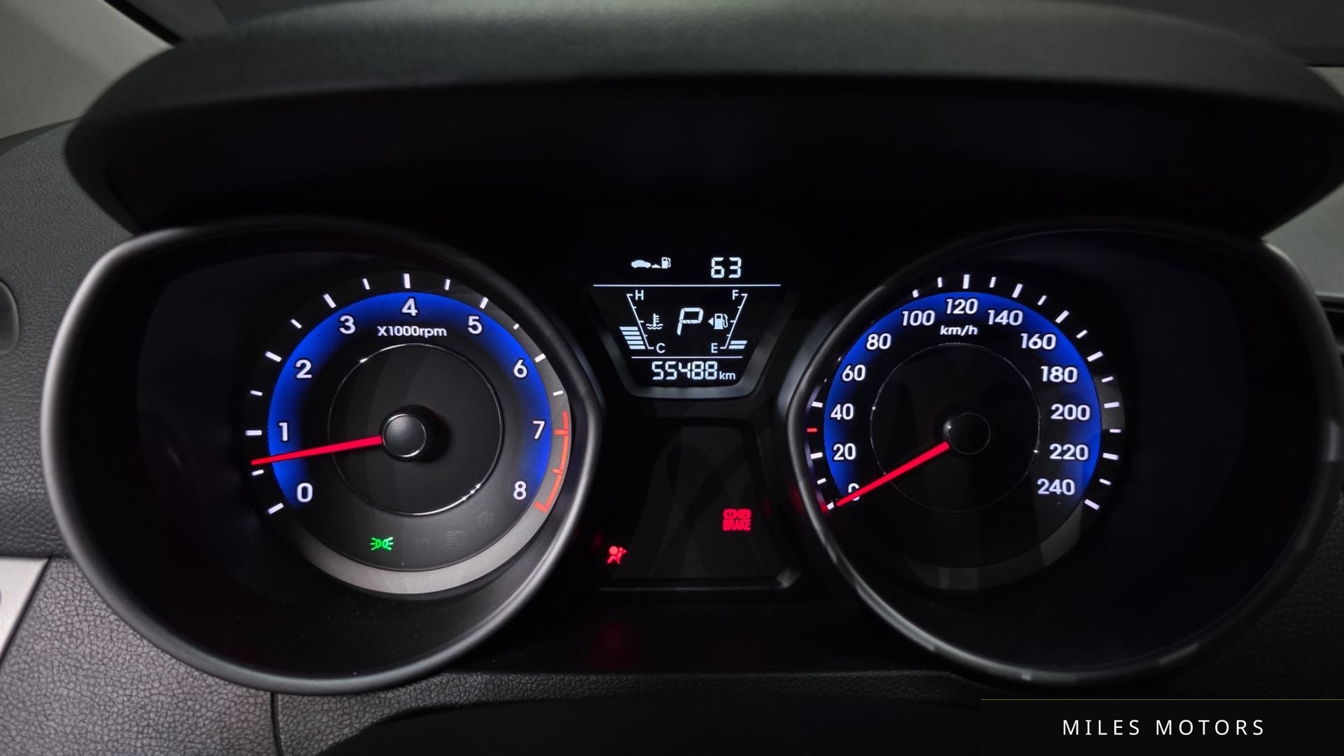 Hyundai AVANTE 2014 — миниатюра 11