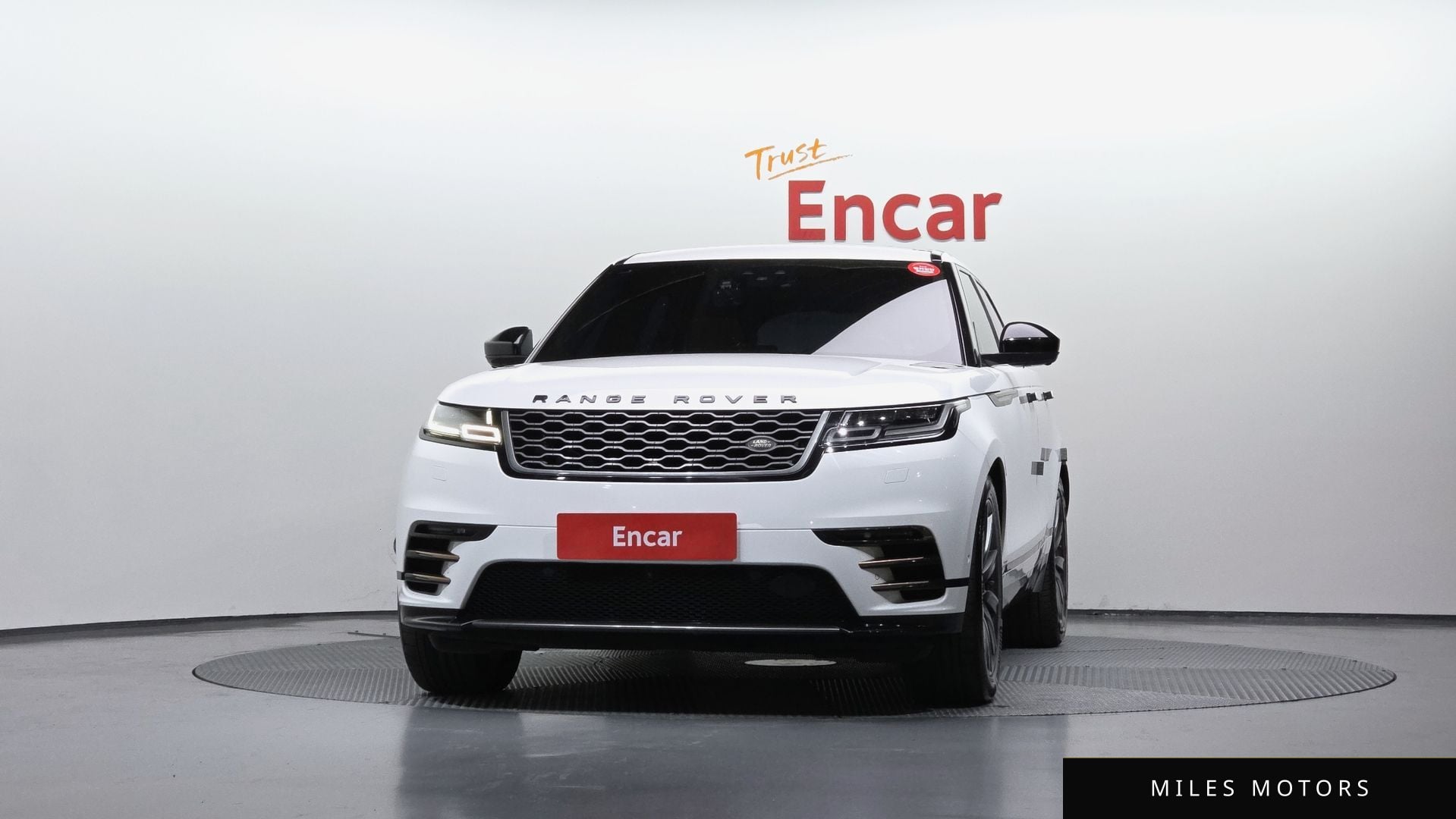 Land Rover Range Rover Velar 2018 — миниатюра 3