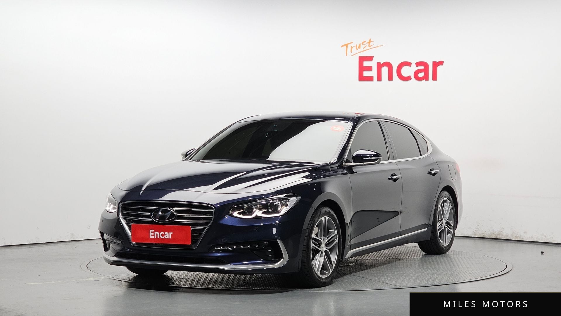 Hyundai Grandeur 2018 — фото 1 из 12