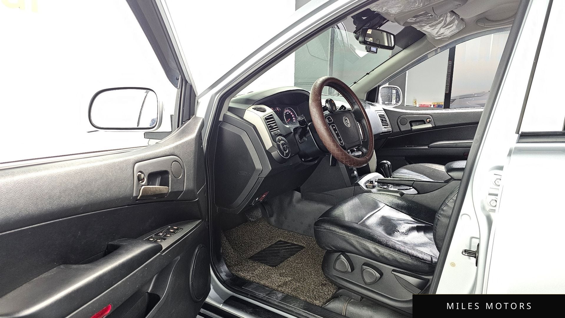 KG Mobility KORANDO 2014 — миниатюра 10