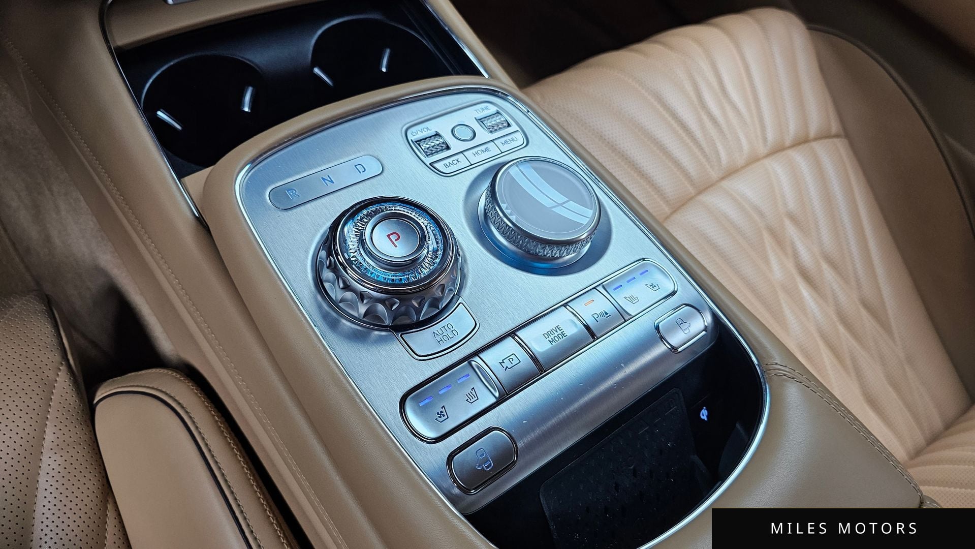 Genesis G90 (RS4) 2022 — миниатюра 12