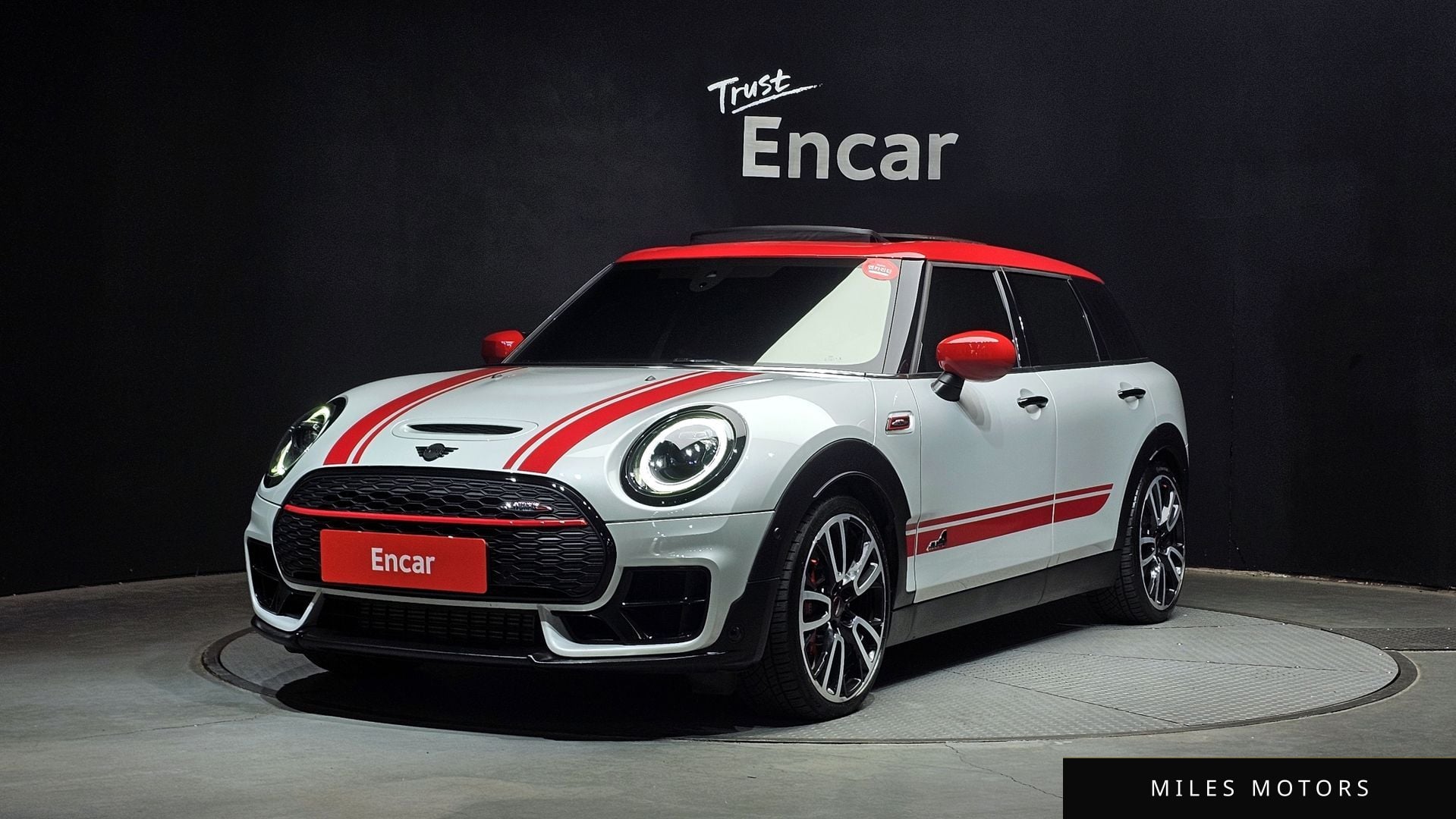 MINI Clubman 2023 — фото 1 из 12