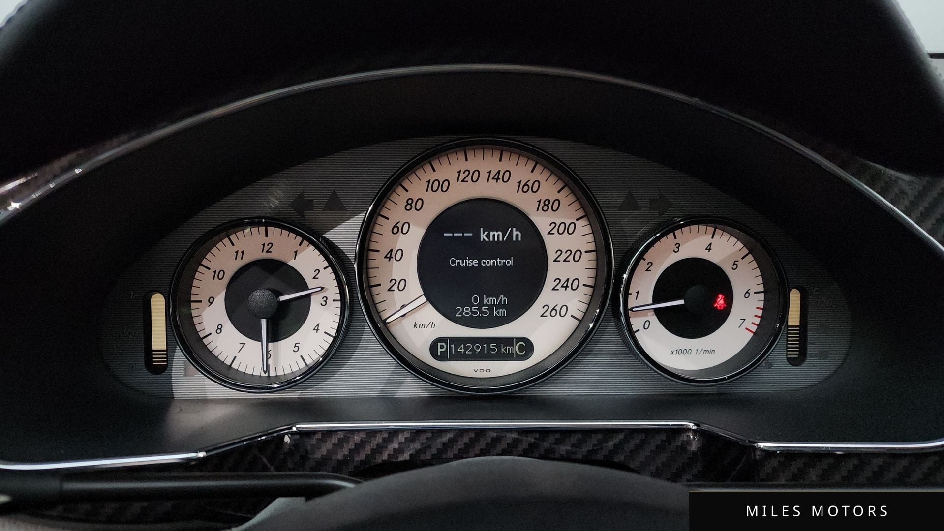Mercedes-Benz CLS-Class W219 2009 — миниатюра 8