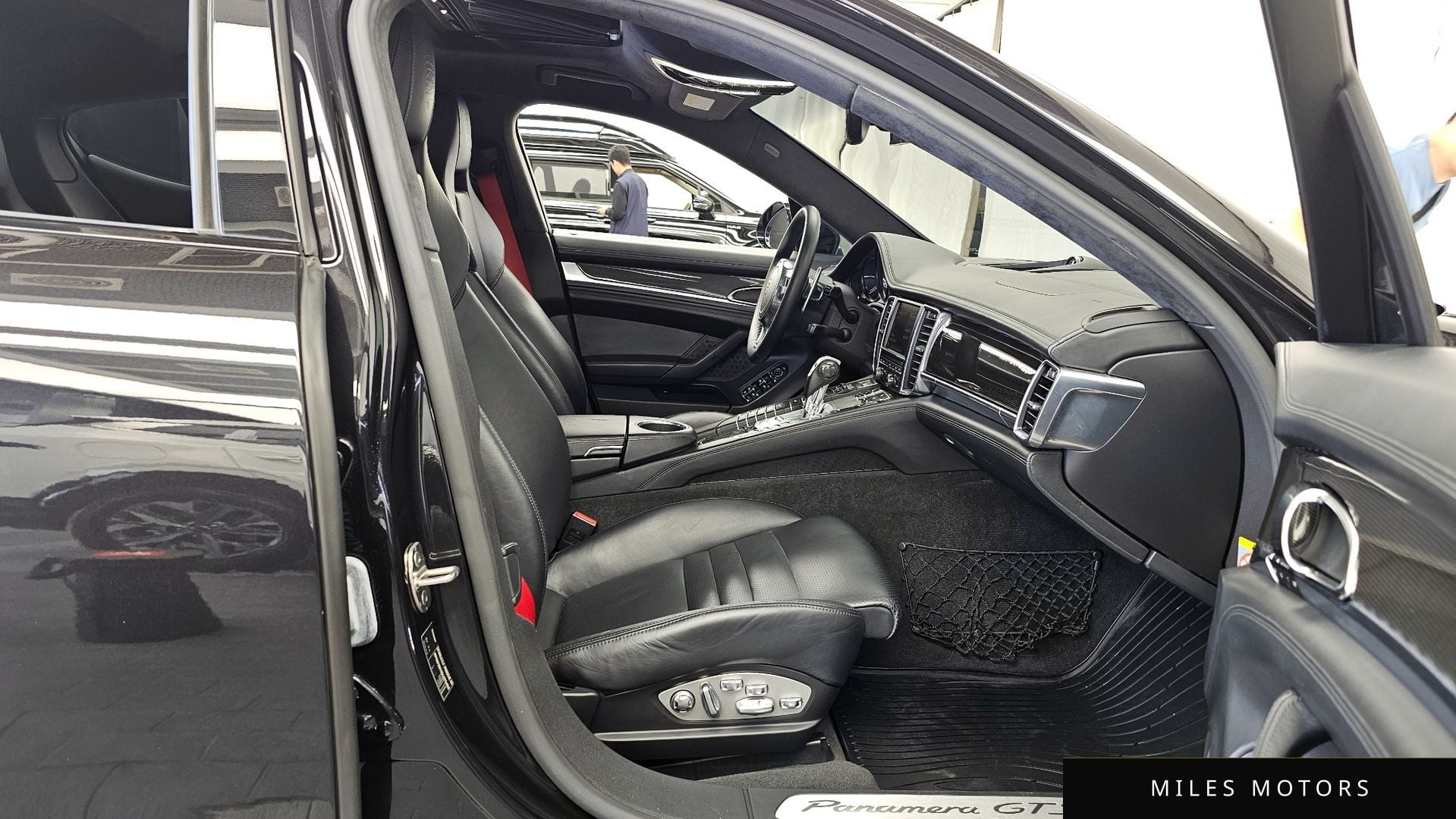 Porsche Panamera 2013 — миниатюра 11