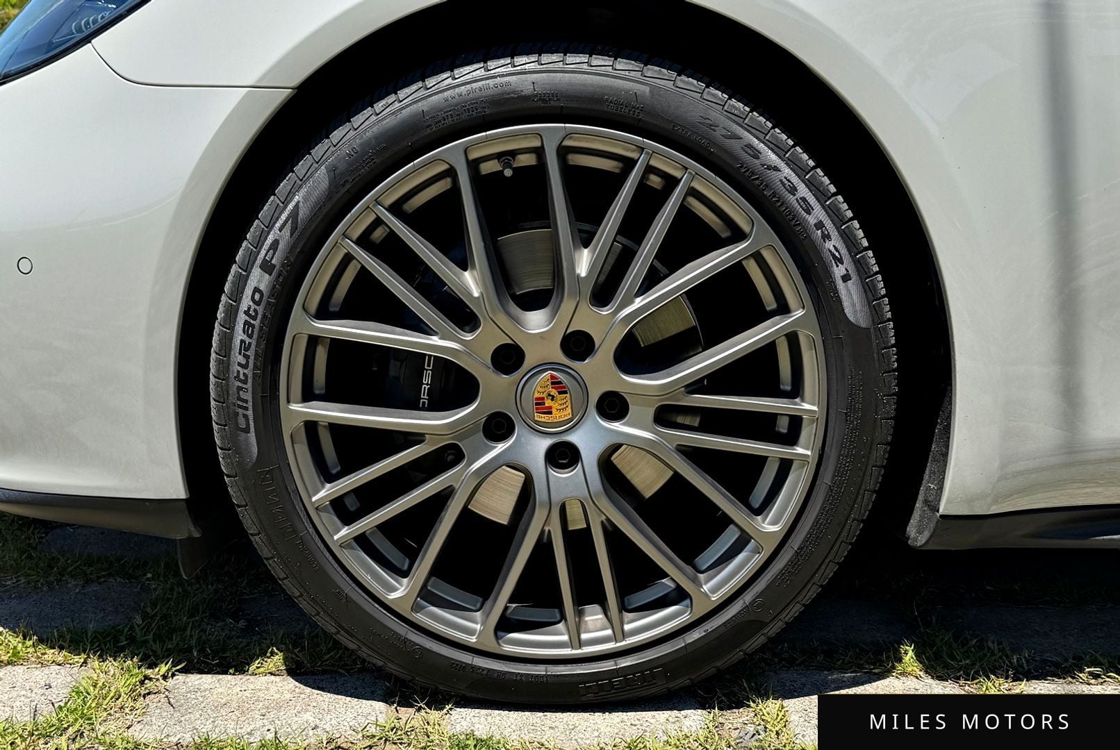 Porsche Panamera 2023 — миниатюра 7