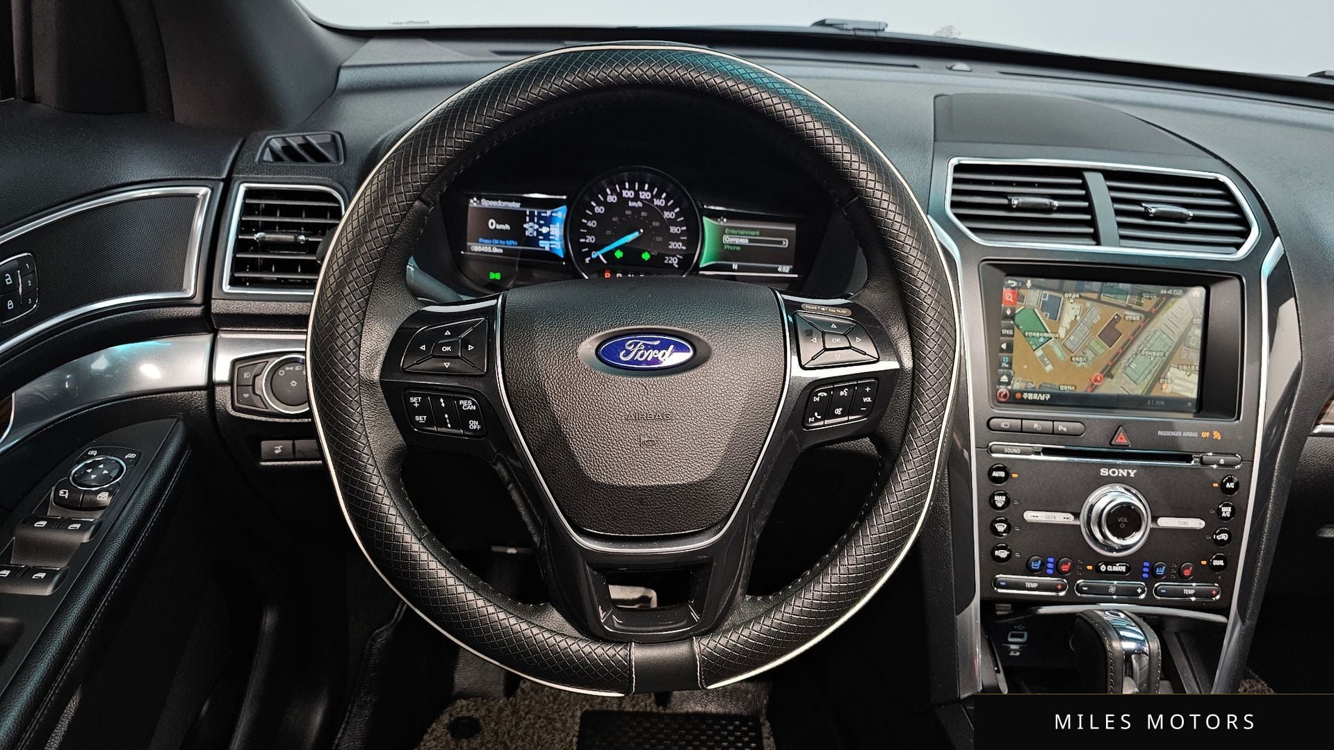 Ford Explorer 2016 — миниатюра 12