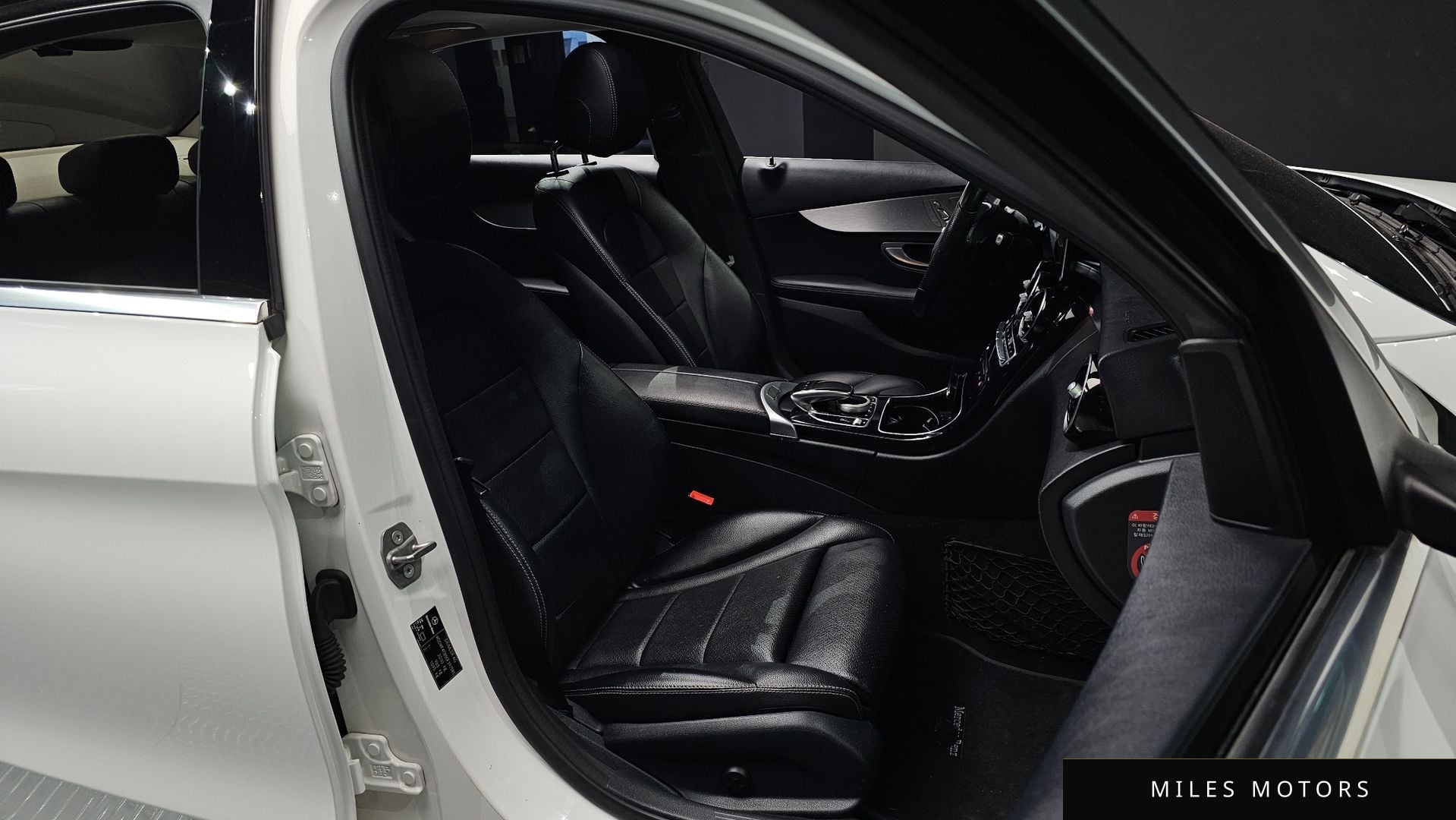 Mercedes-Benz C-Class W205 2016 — миниатюра 11