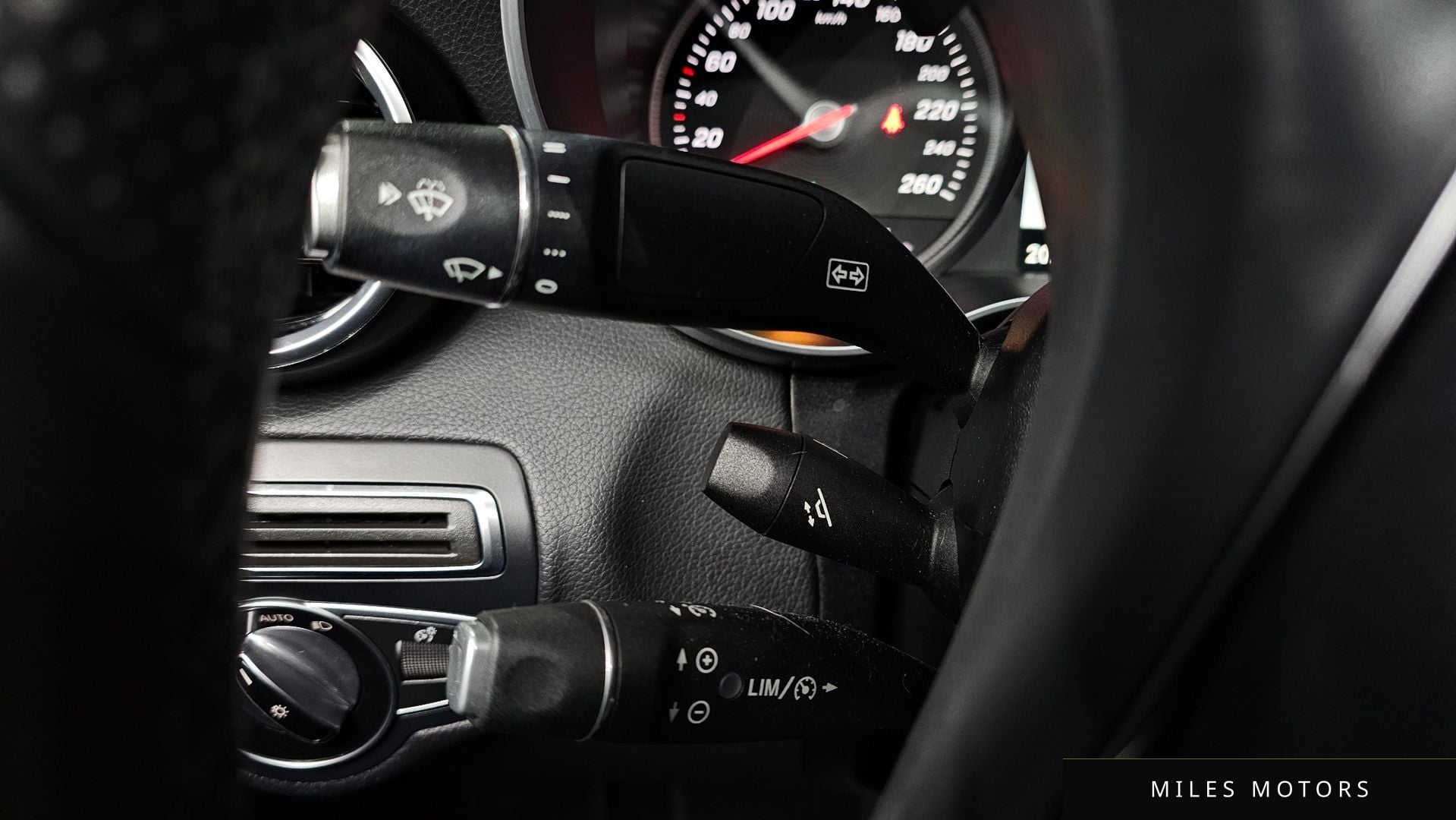 Mercedes-Benz C-Class W205 2016 — миниатюра 18