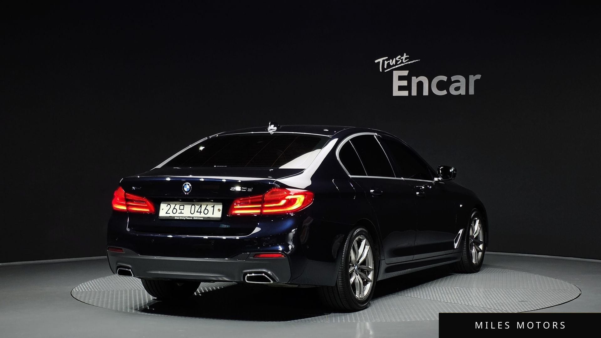 BMW 5 Series (G30) 2019 — миниатюра 2