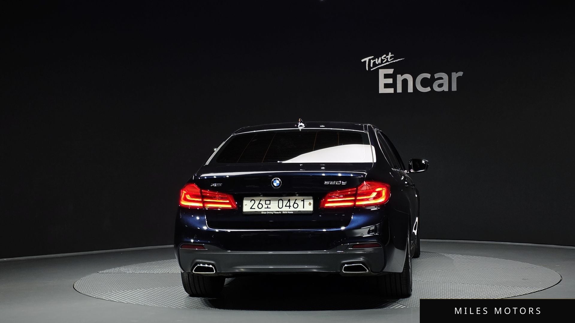 BMW 5 Series (G30) 2019 — миниатюра 4