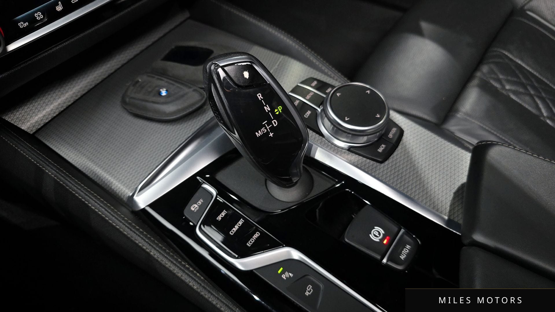 BMW 5 Series (G30) 2019 — миниатюра 12