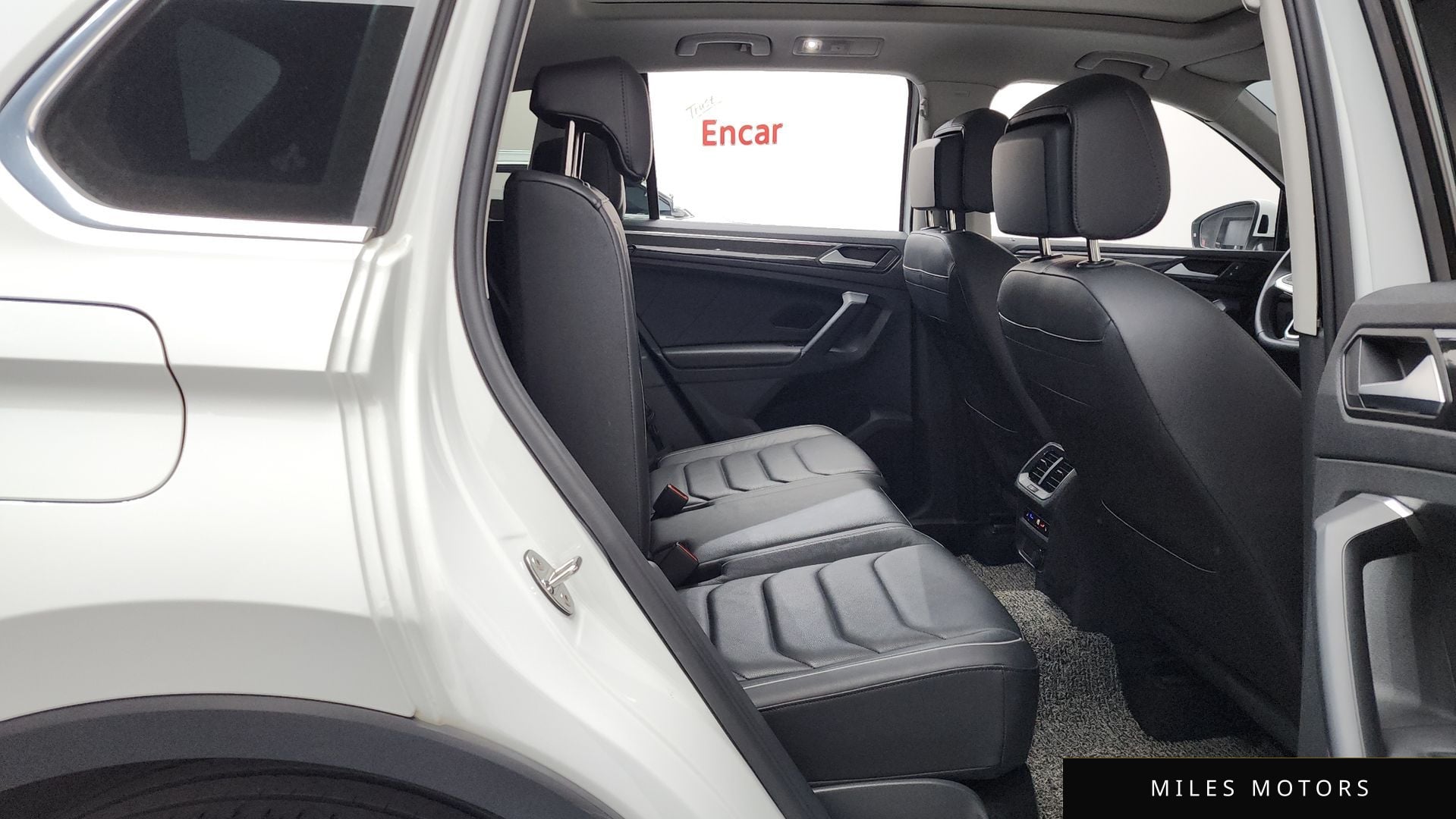 Volkswagen Tiguan 2023 — миниатюра 11