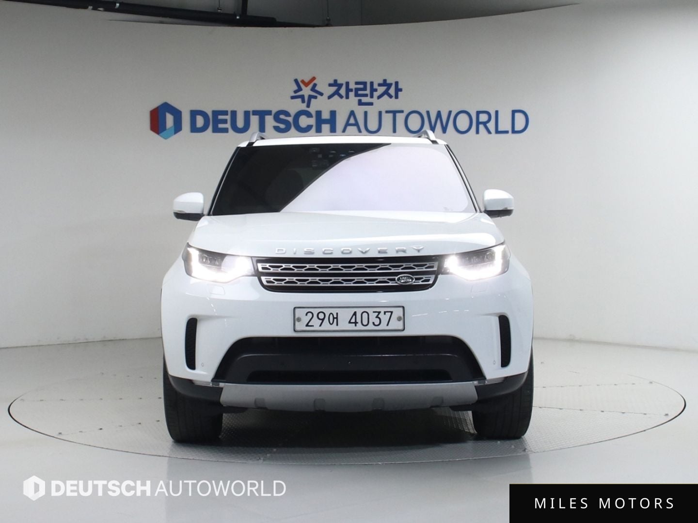 Land Rover Discovery 2017 — миниатюра 3