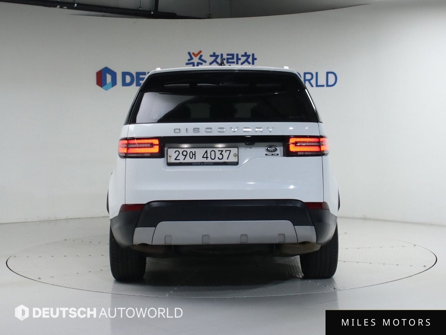 Land Rover Discovery 2017 — миниатюра 4
