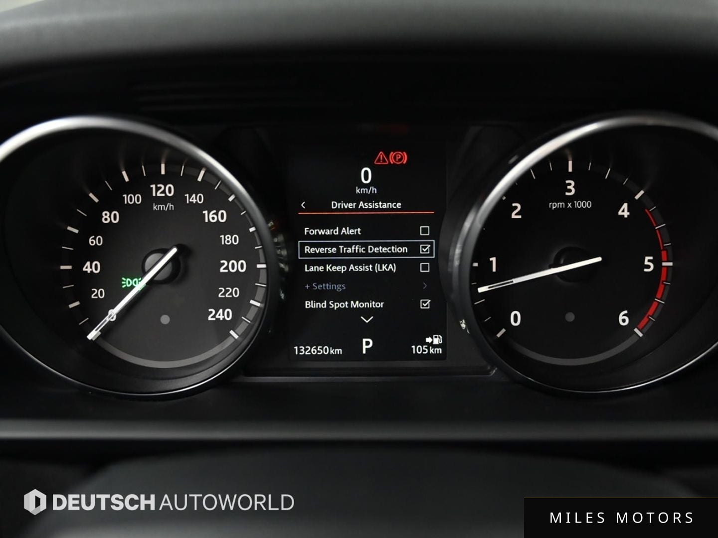 Land Rover Discovery 2017 — миниатюра 8