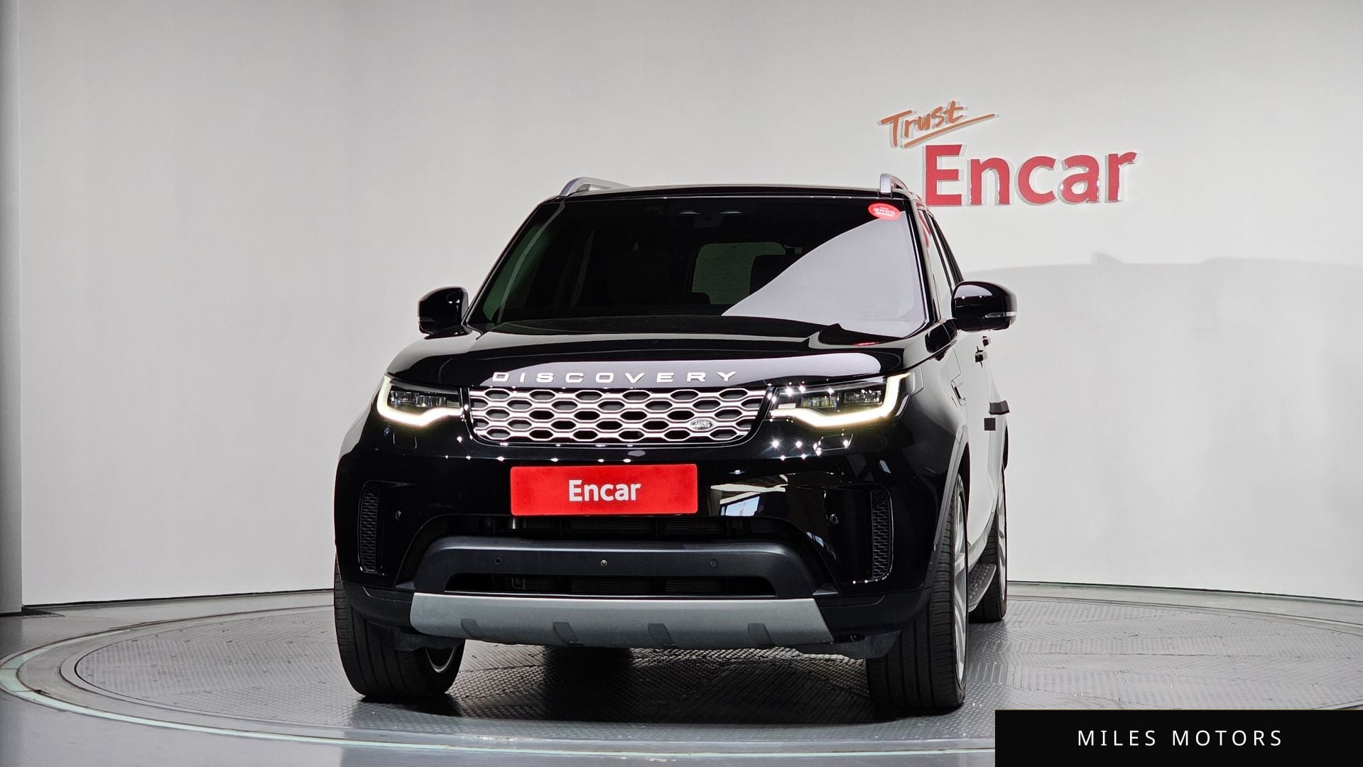 Land Rover Discovery 2022 — миниатюра 3