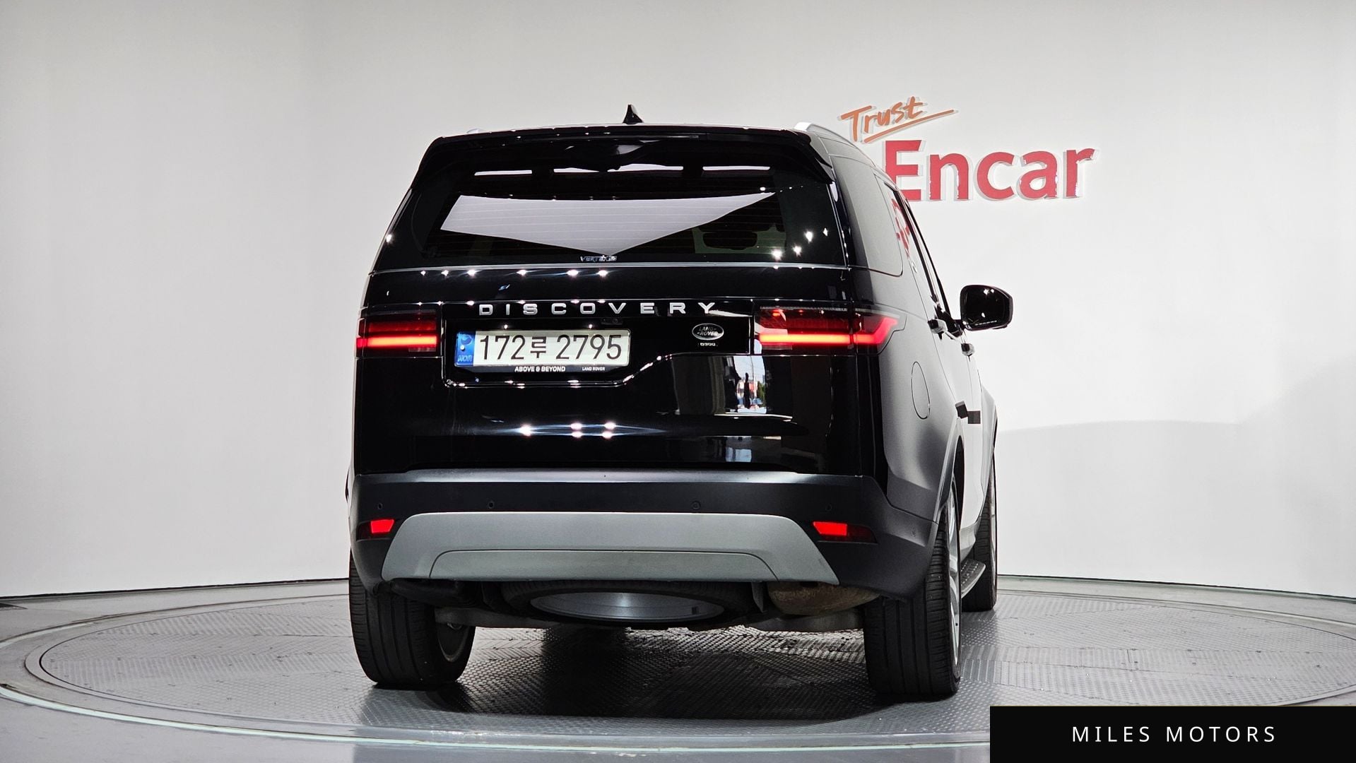 Land Rover Discovery 2022 — миниатюра 4