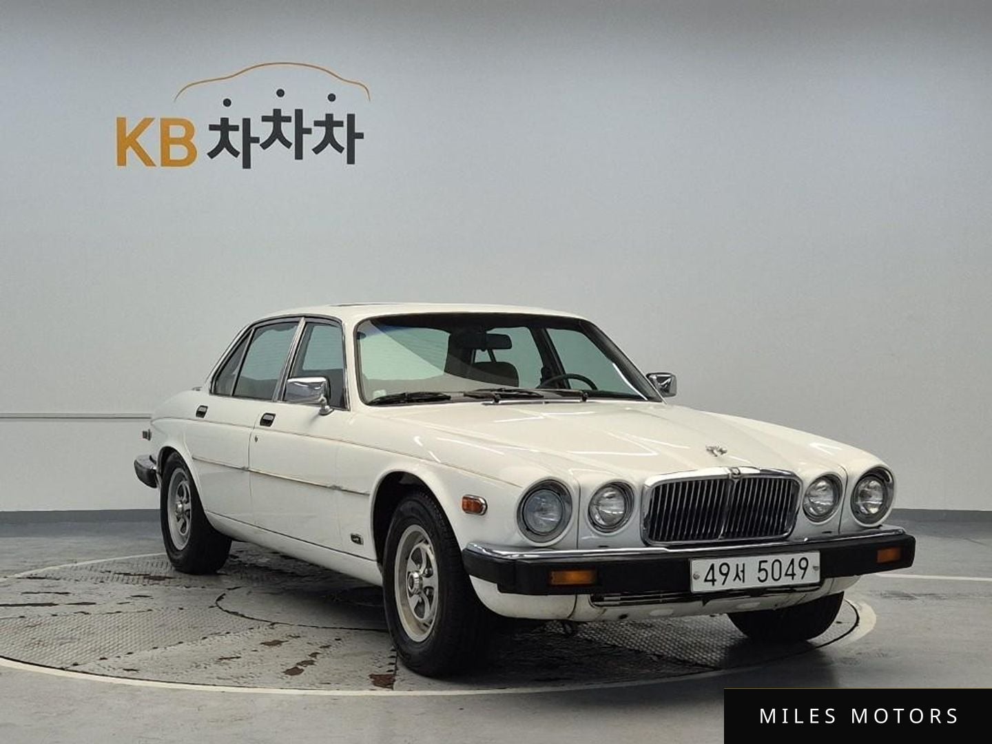 Jaguar New XJ 1986 — миниатюра 3