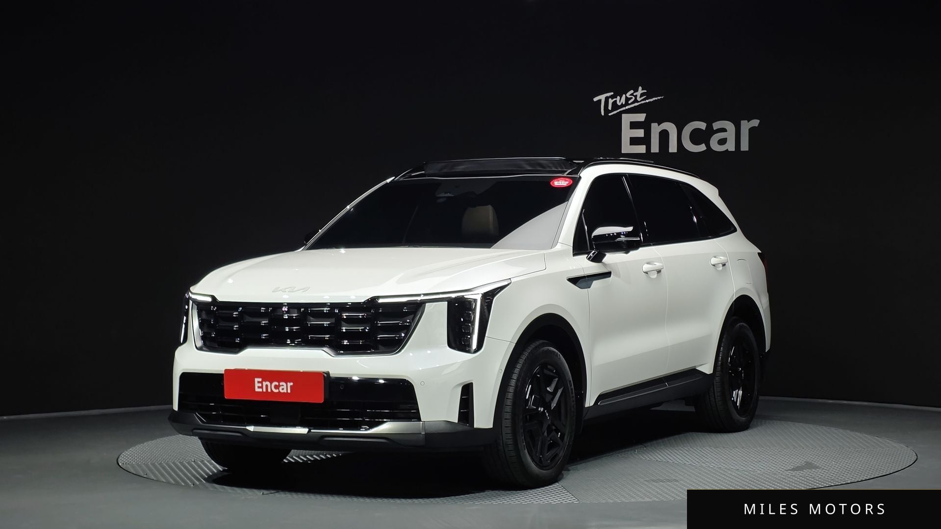 Kia Sorento 2024 — фото 1 из 12